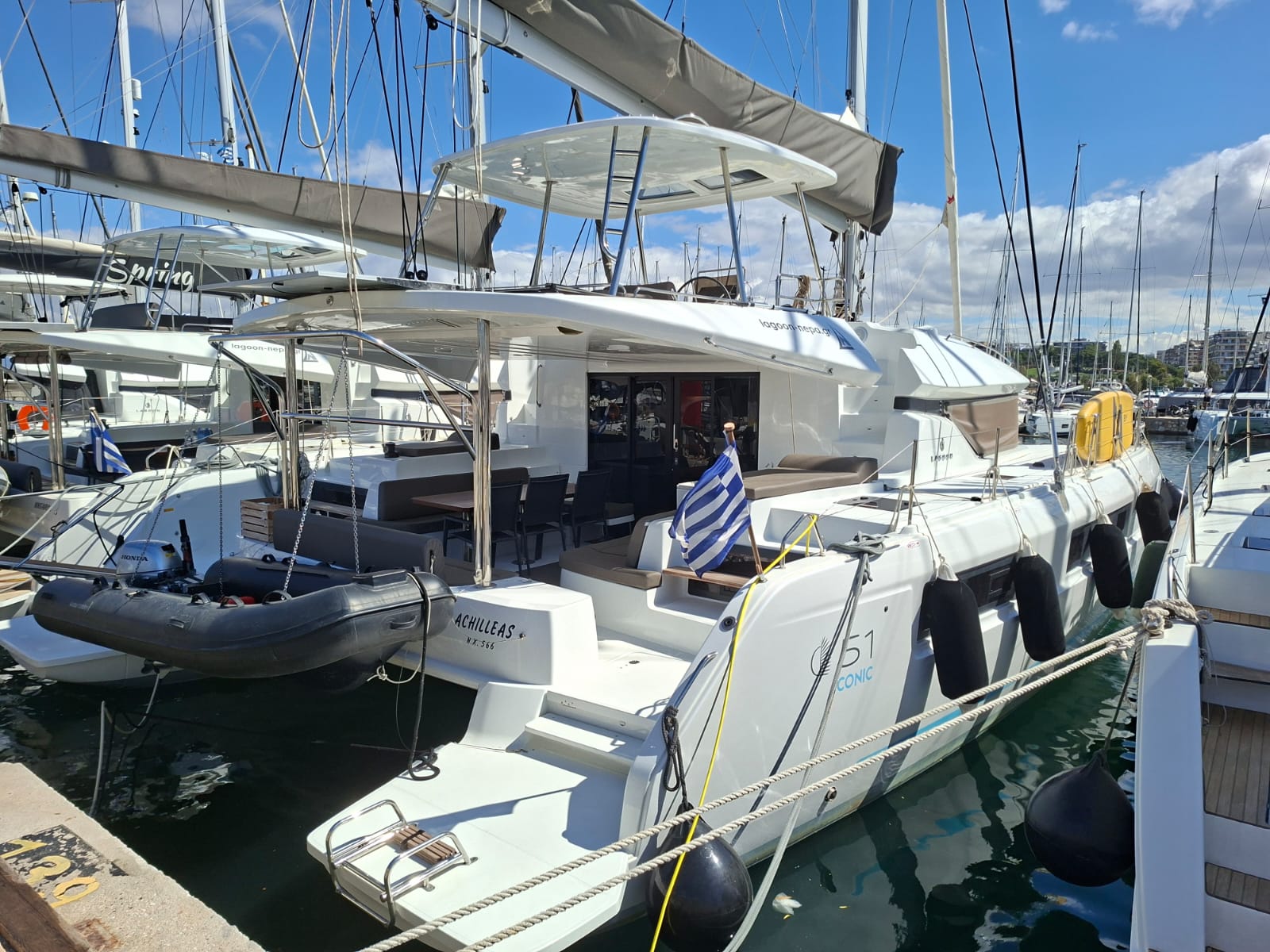 Lagoon 51 — photo 4