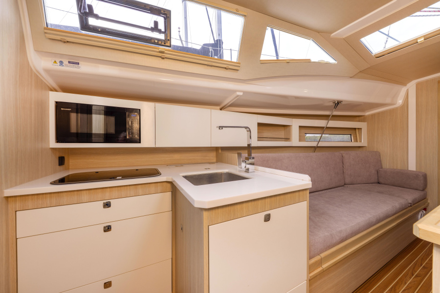 Maxus 34 — photo 27