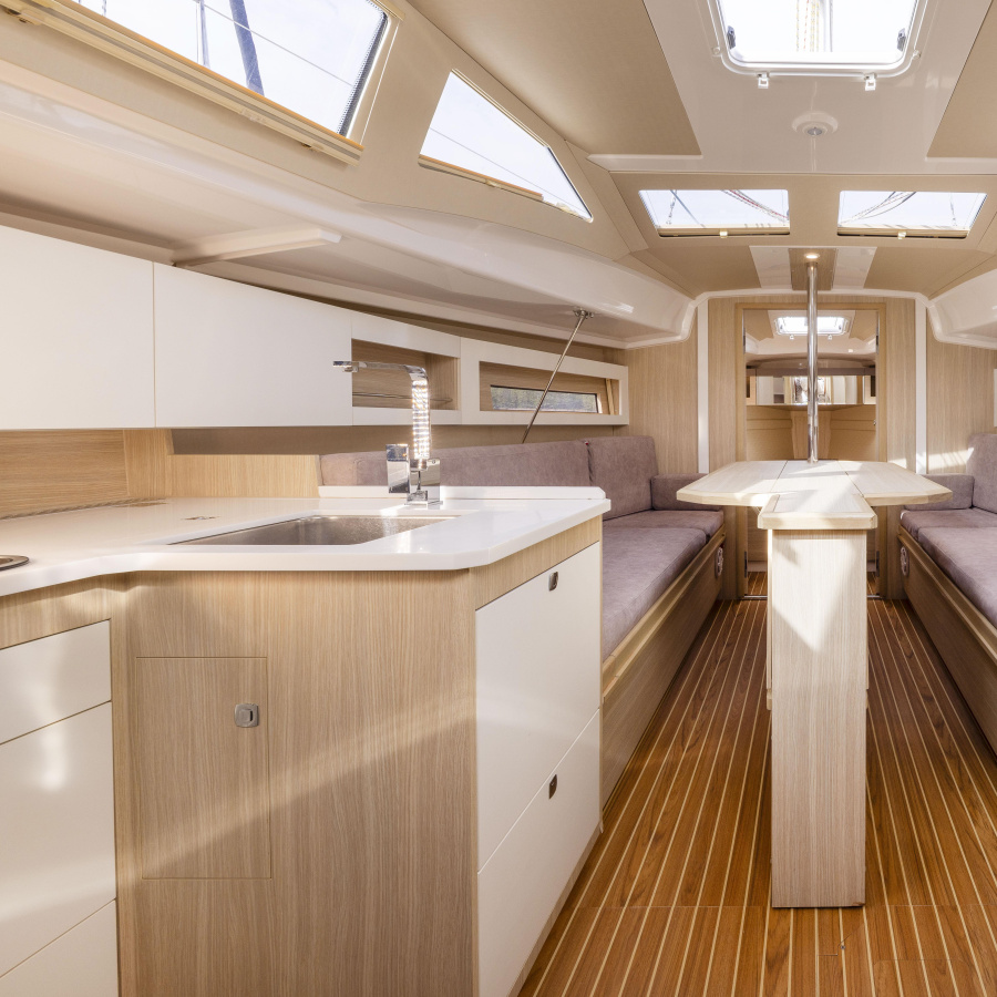 Maxus 34 — photo 14