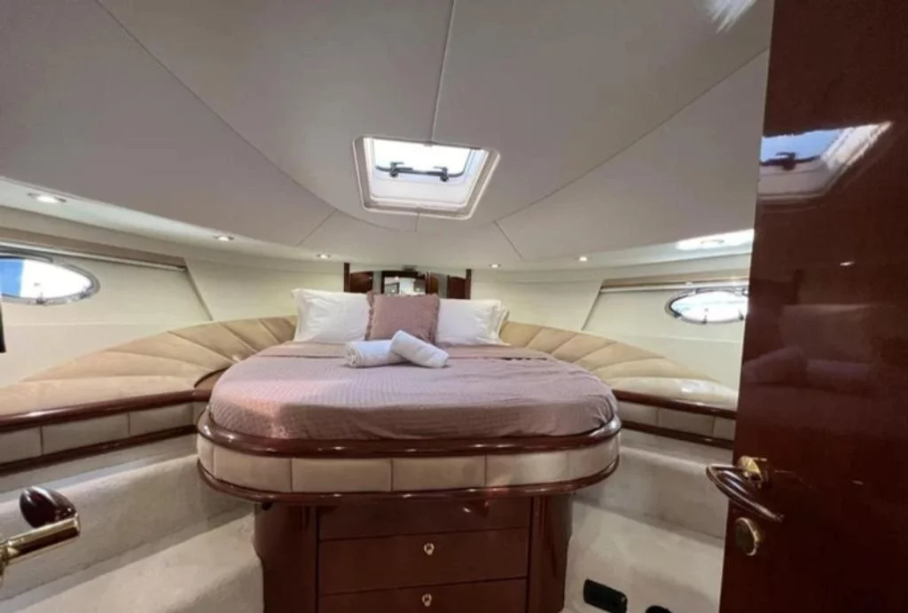 Fairline Squadron 52 (Bliss)  - 1