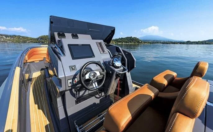 Motorboat B (Marco)  - 2