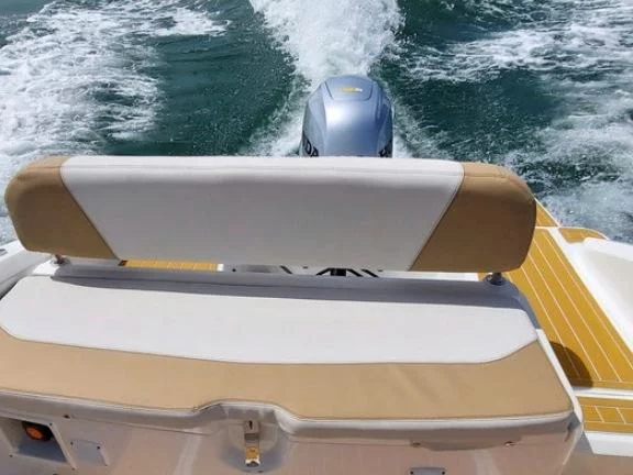 Motorboat A (Idea 58) Interior image - 1