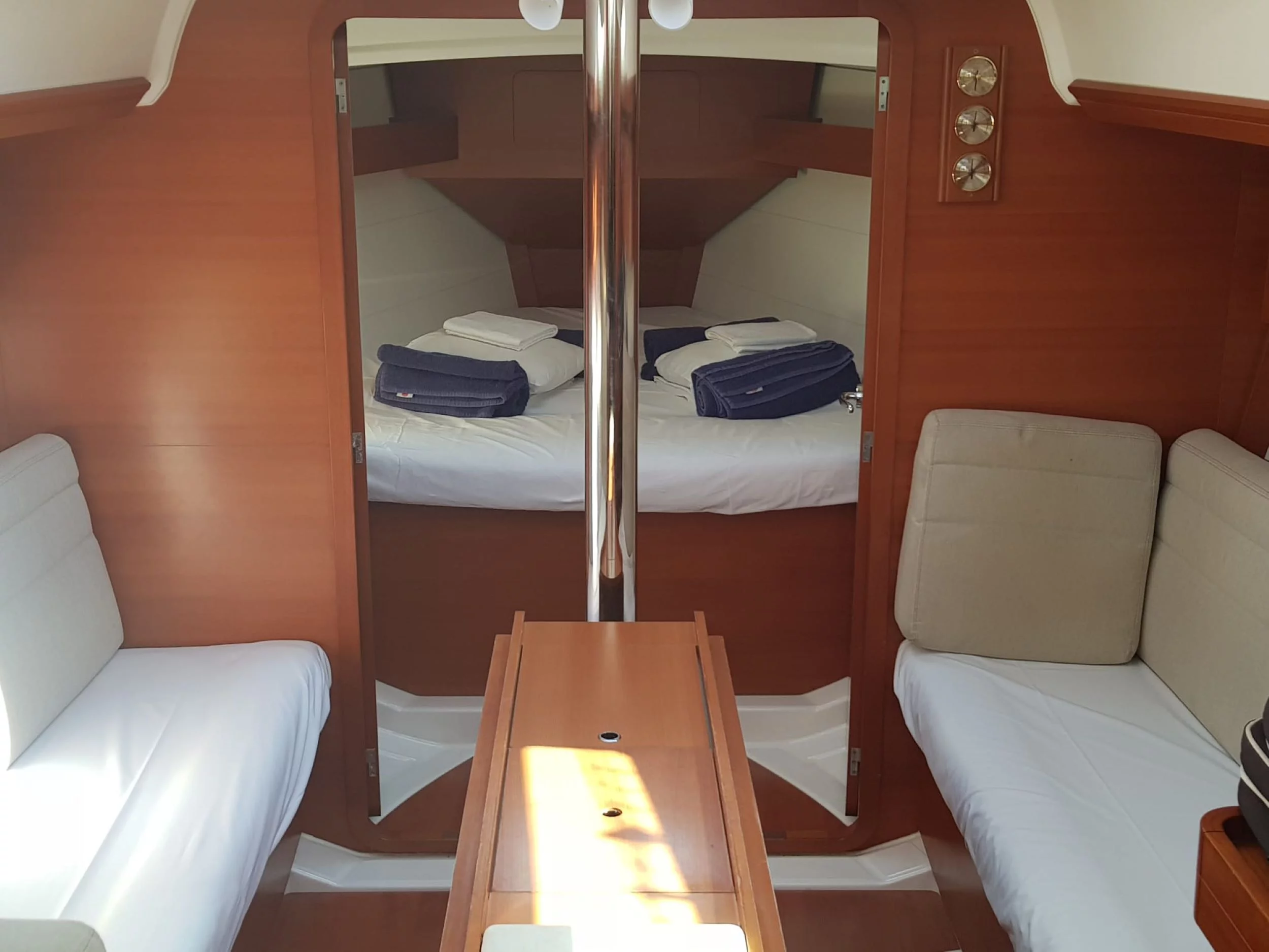 Dufour 350 GL (Sinica) Interior image - 3
