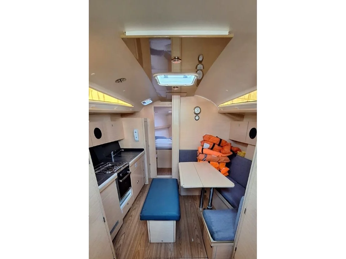 Cobra 41 (Strizh) Interior image - 11