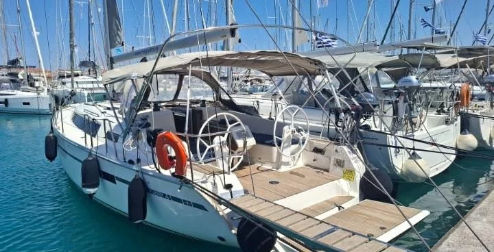 Bavaria Cruiser 41 (3 cab.) (MG-CR41-17-Q)  - 2