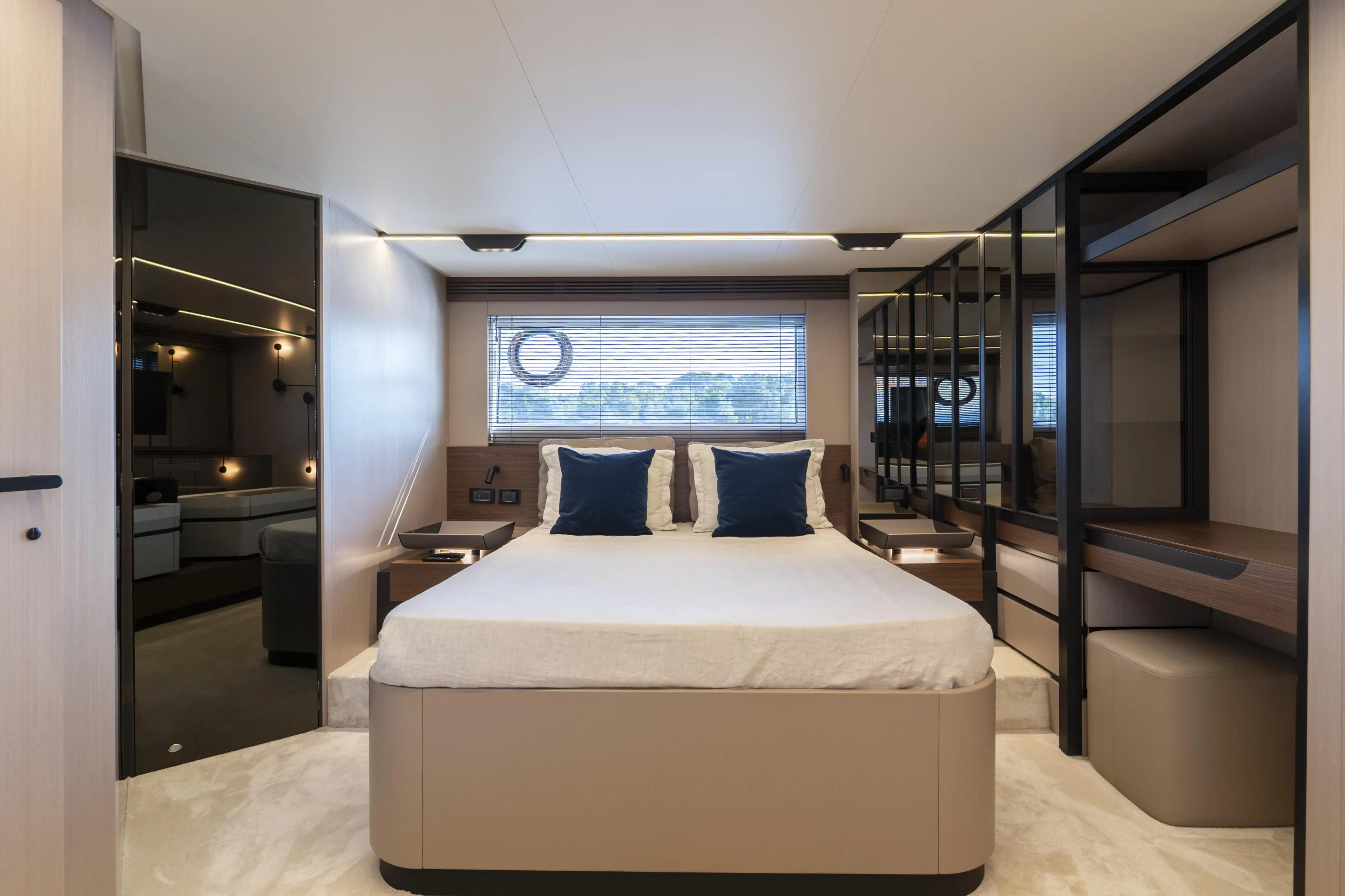 Azimut S7 (Felicita)  - 42