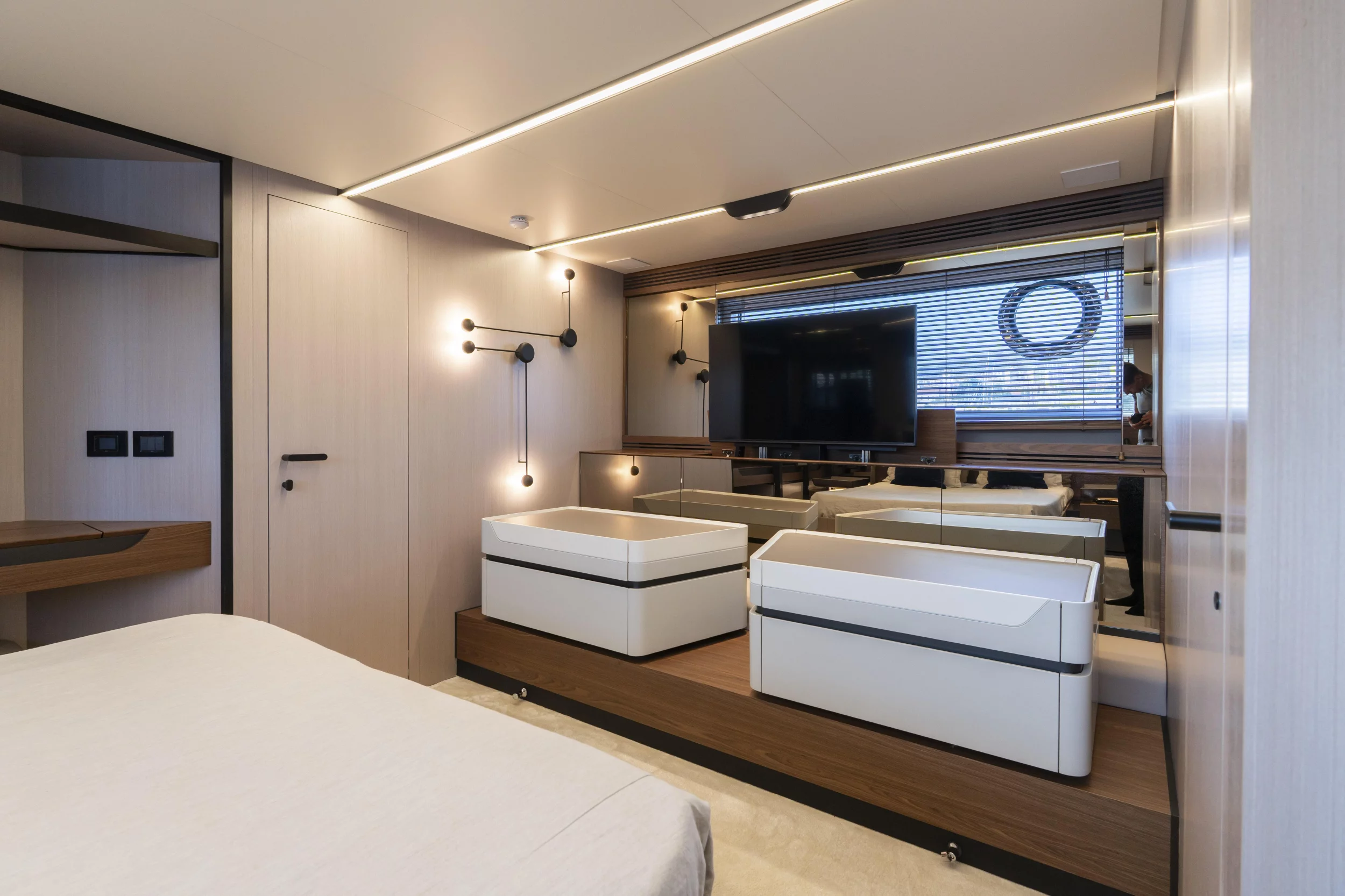 Azimut S7 (Felicita)  - 97