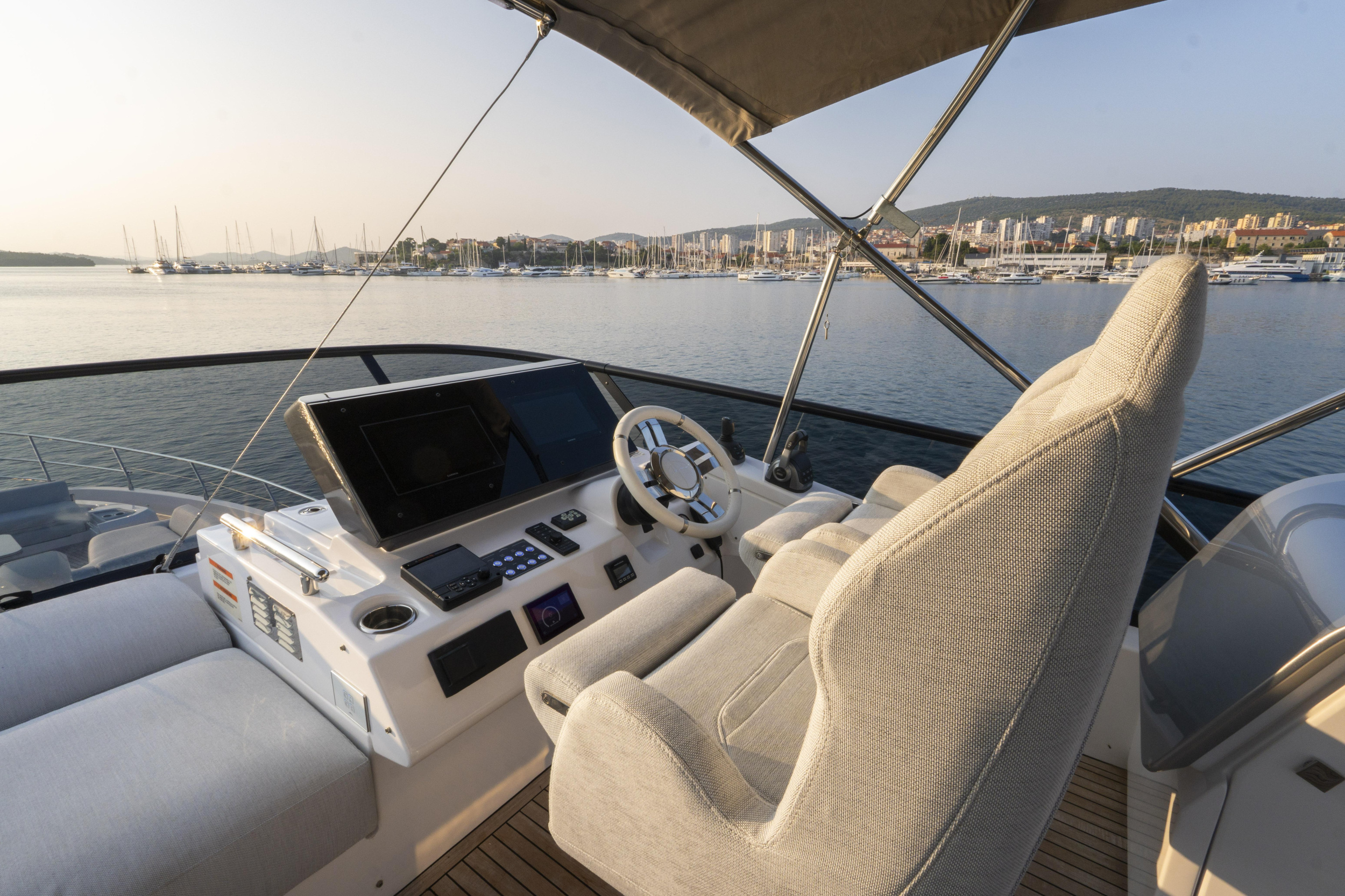 Photo #16 - Azimut S7 (Felicita) en Sibenik - 61820