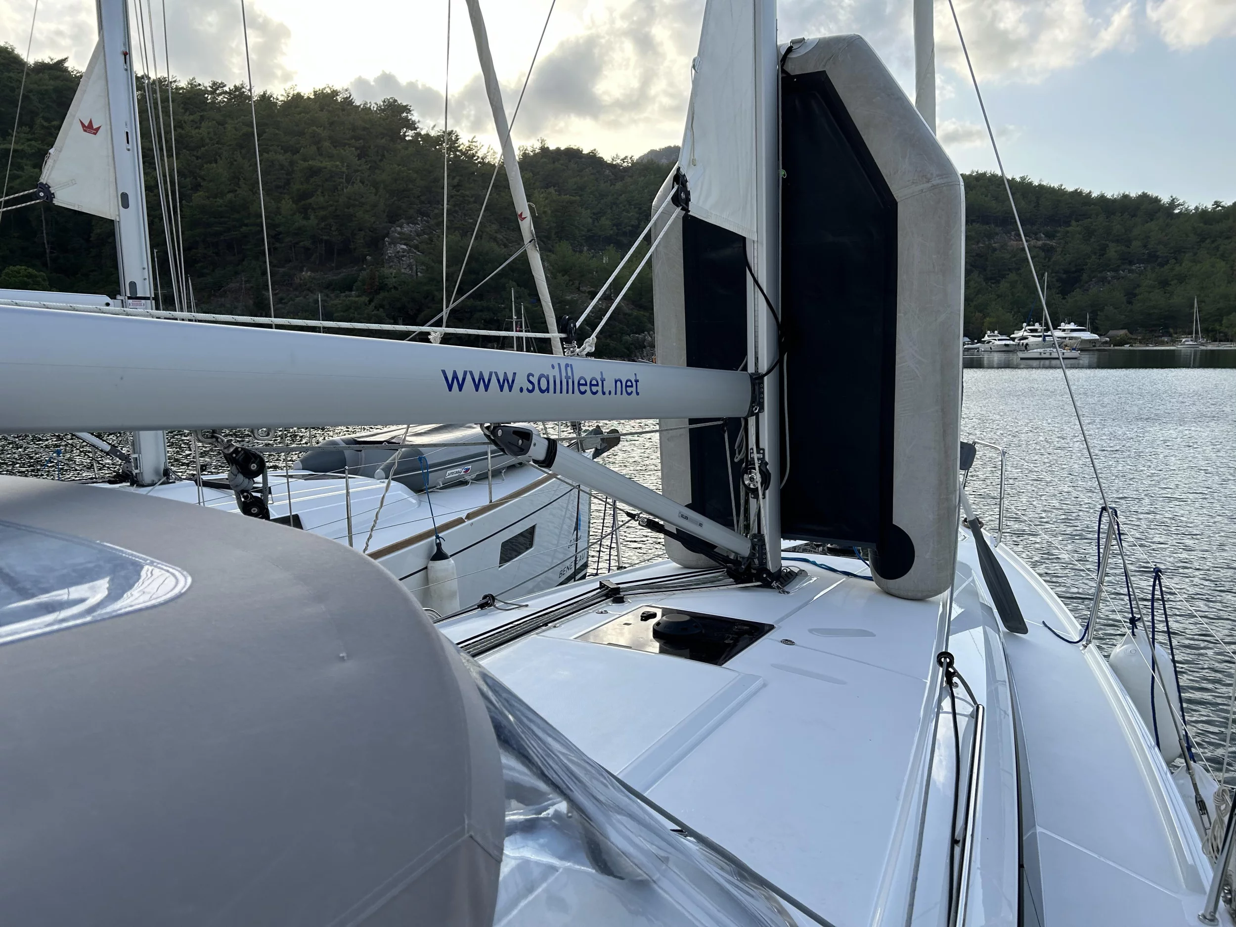 Oceanis 34.1 (Sail Altair 1)  - 11