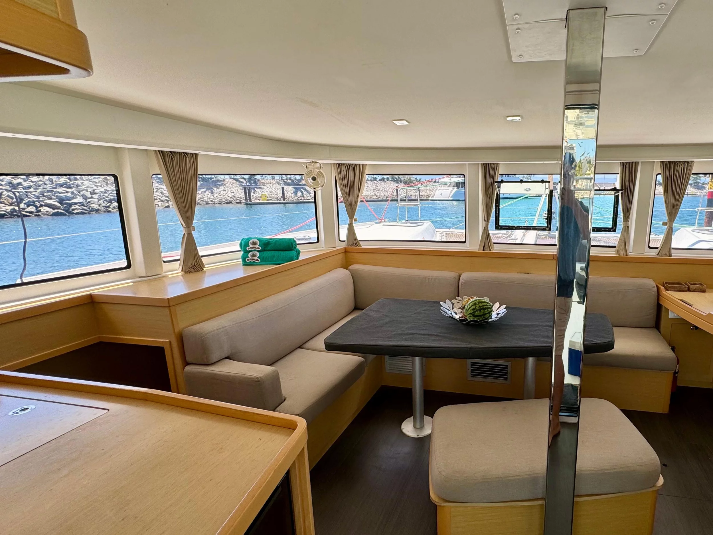 Lagoon 42 (Goa Seis) Interior image - 7