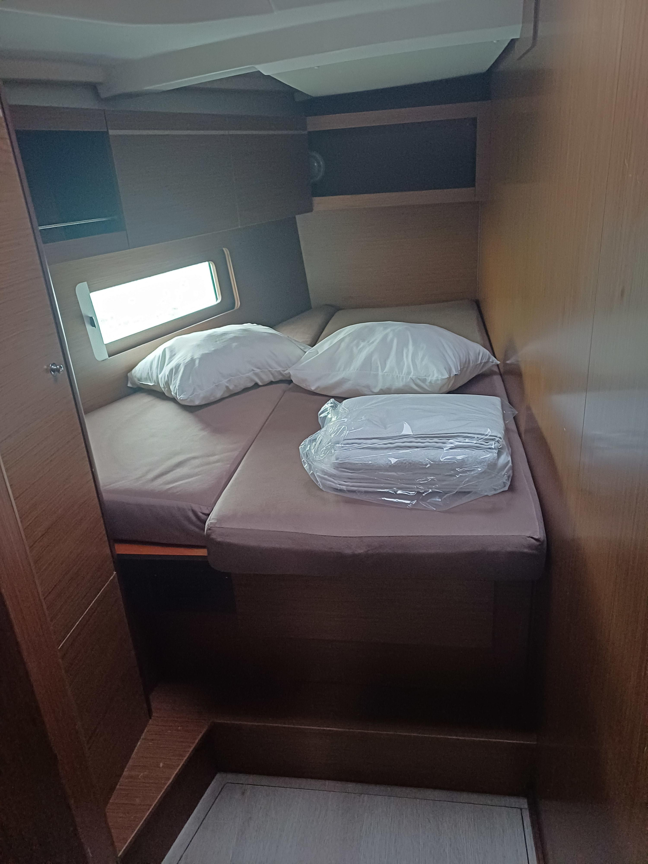 Photo #9 - Oceanis 46.1 (ILIA) en Athènes - 22875