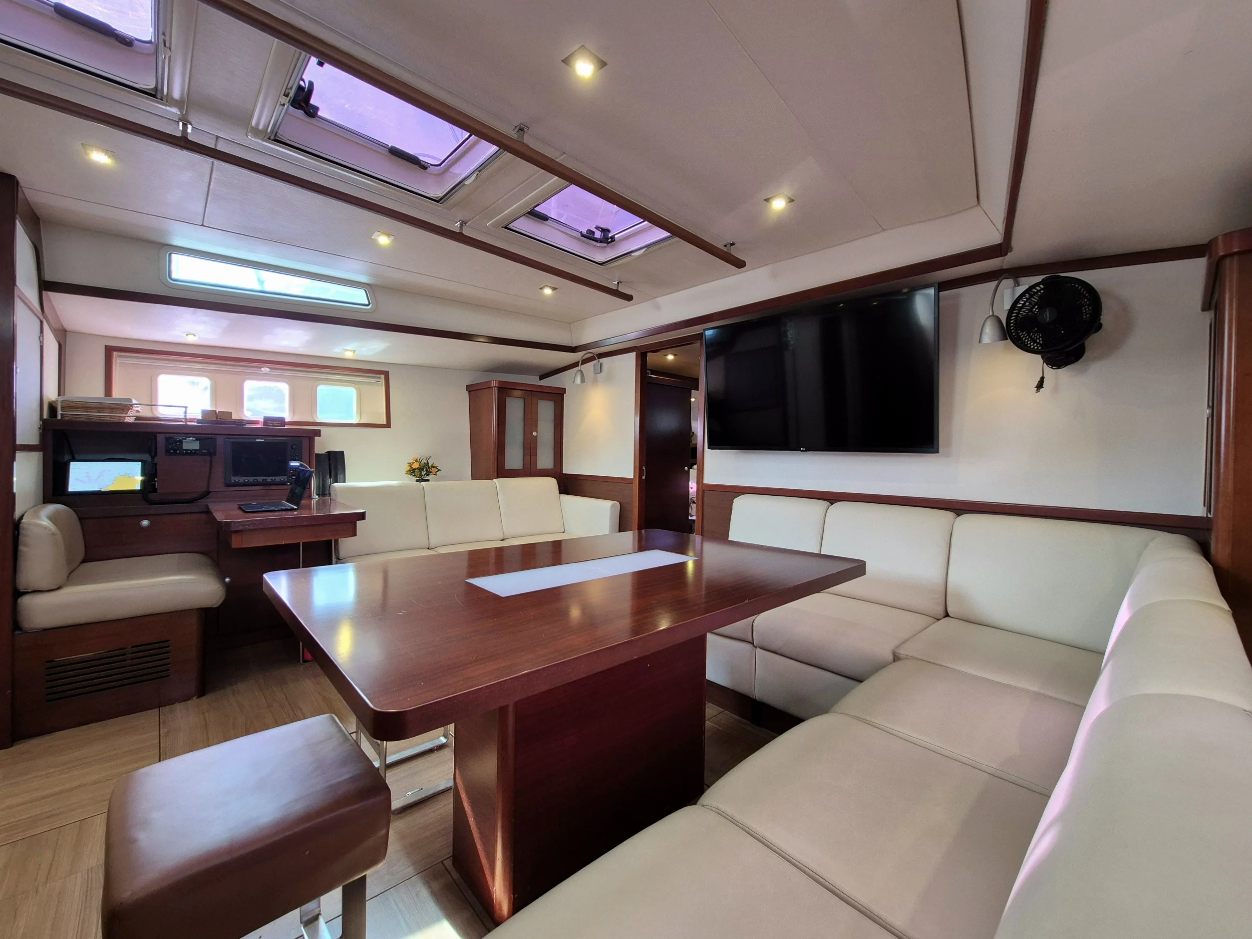 Hanse 630e (Sailing Freedom)  - 14