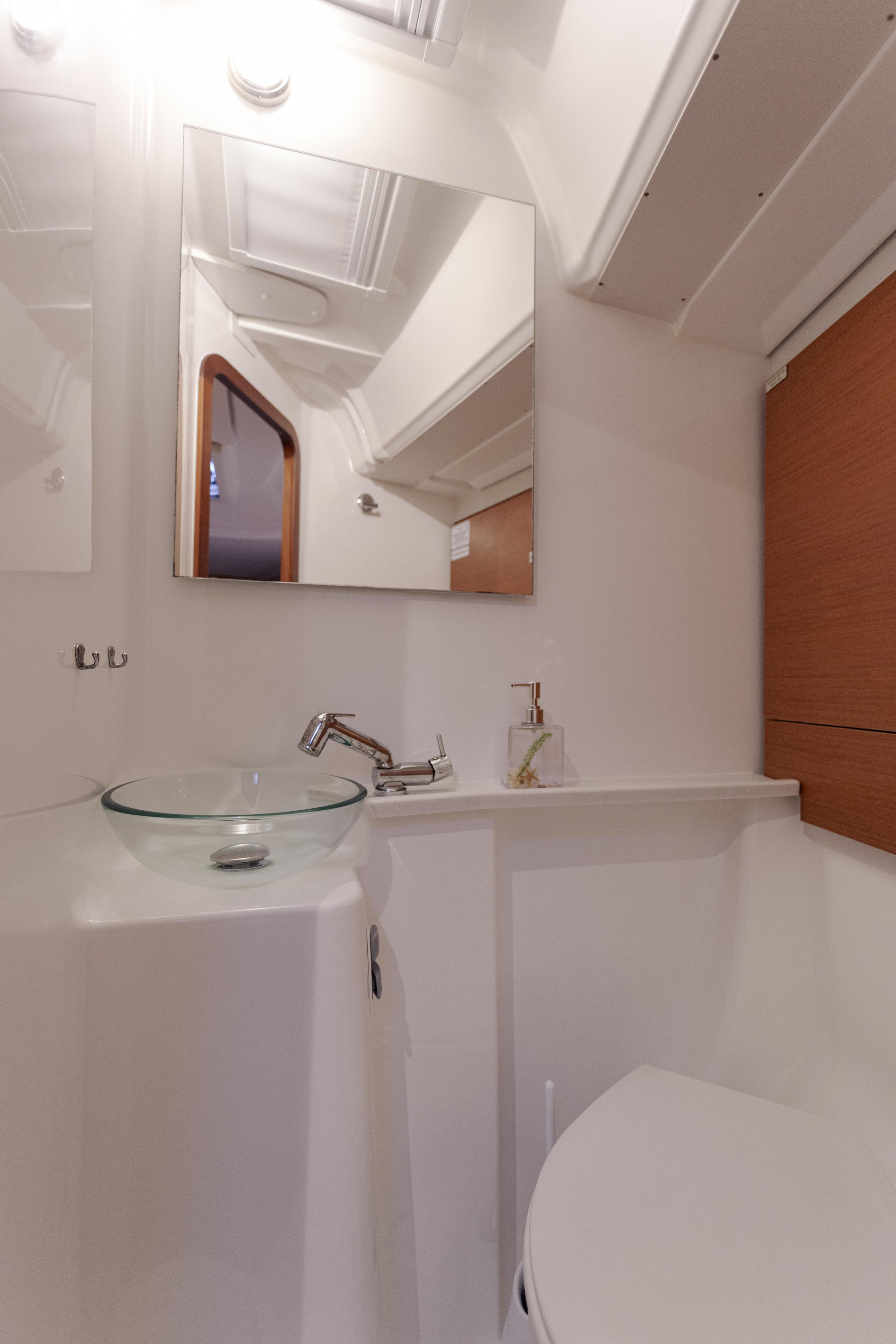 Photo #9 - Dufour 460 Grand Large (Wilma) in Mitikas - 62204