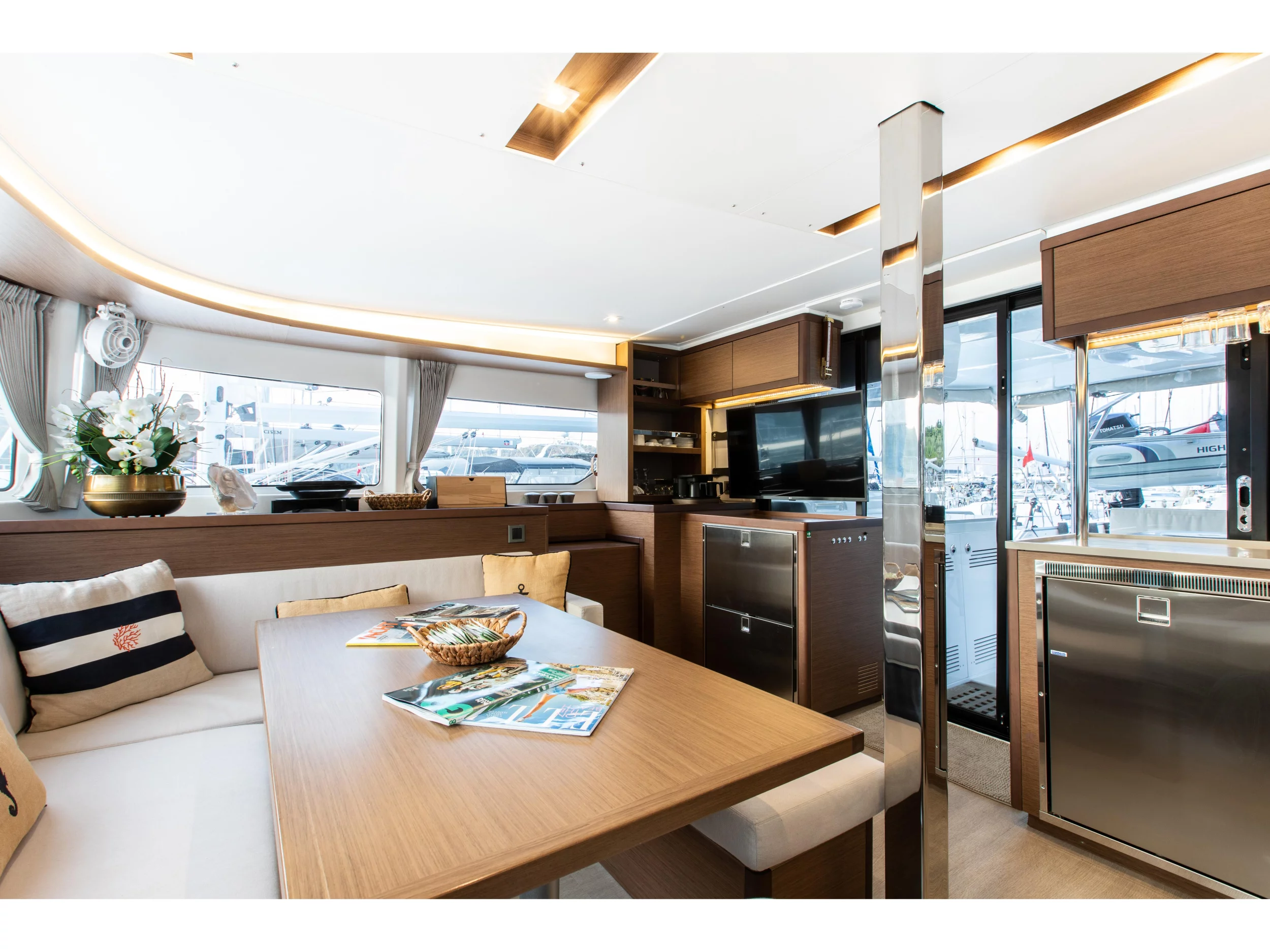 Lagoon 46 (Lua) Interior image - 1