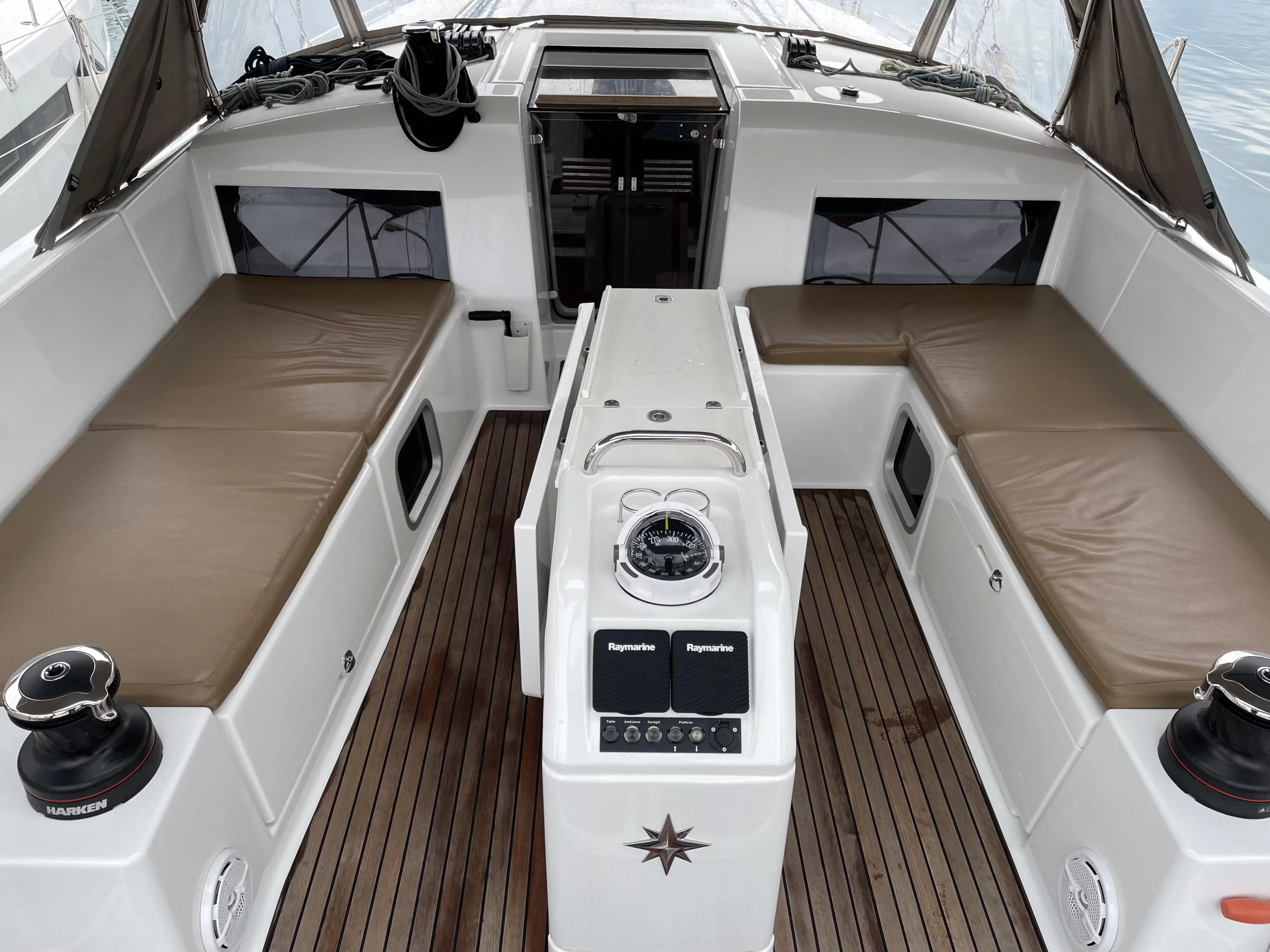 Sun Odyssey 490 (Iris)  - 4