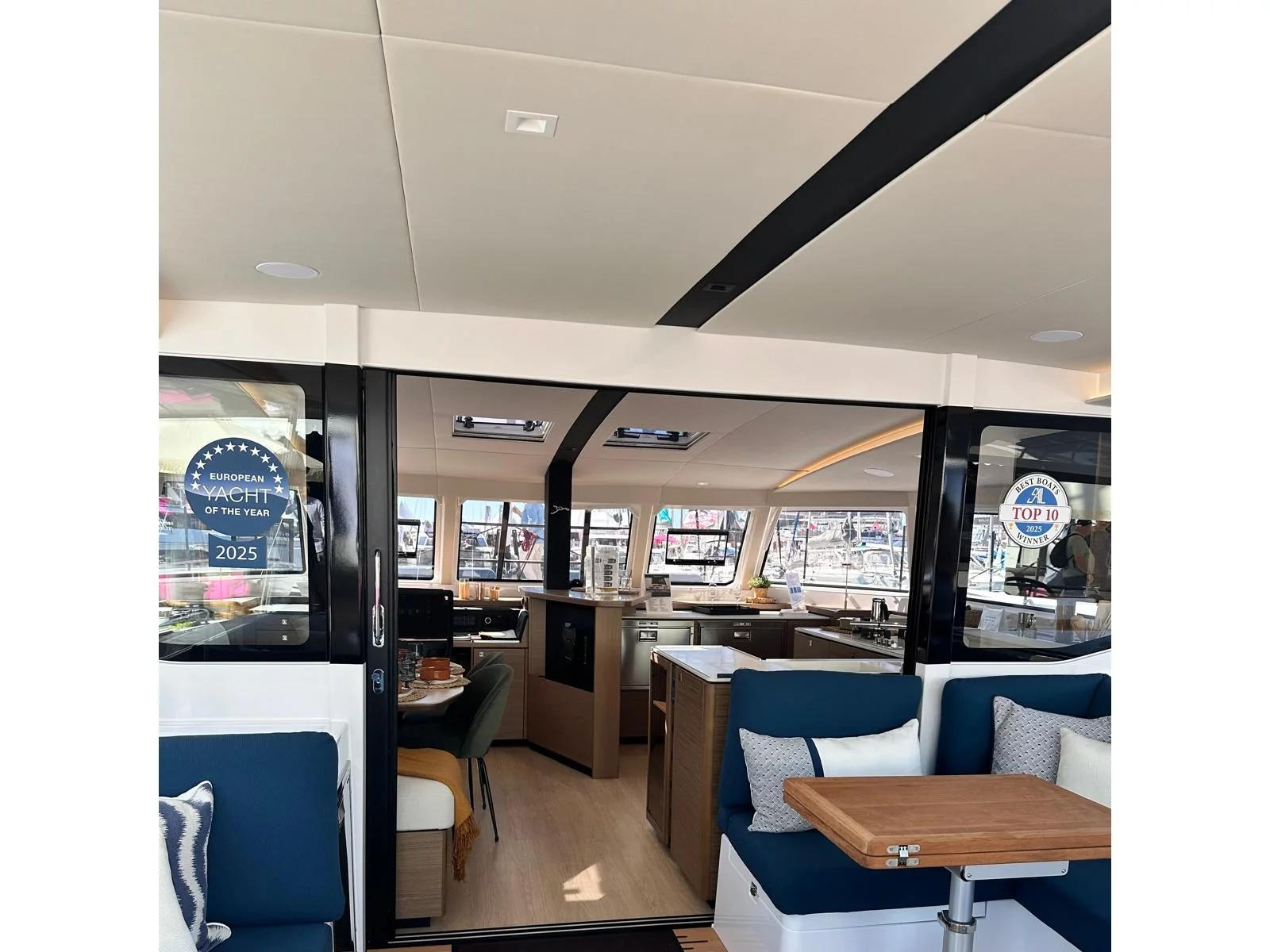 Nautitech 48 Open (Luna) Interior image - 9