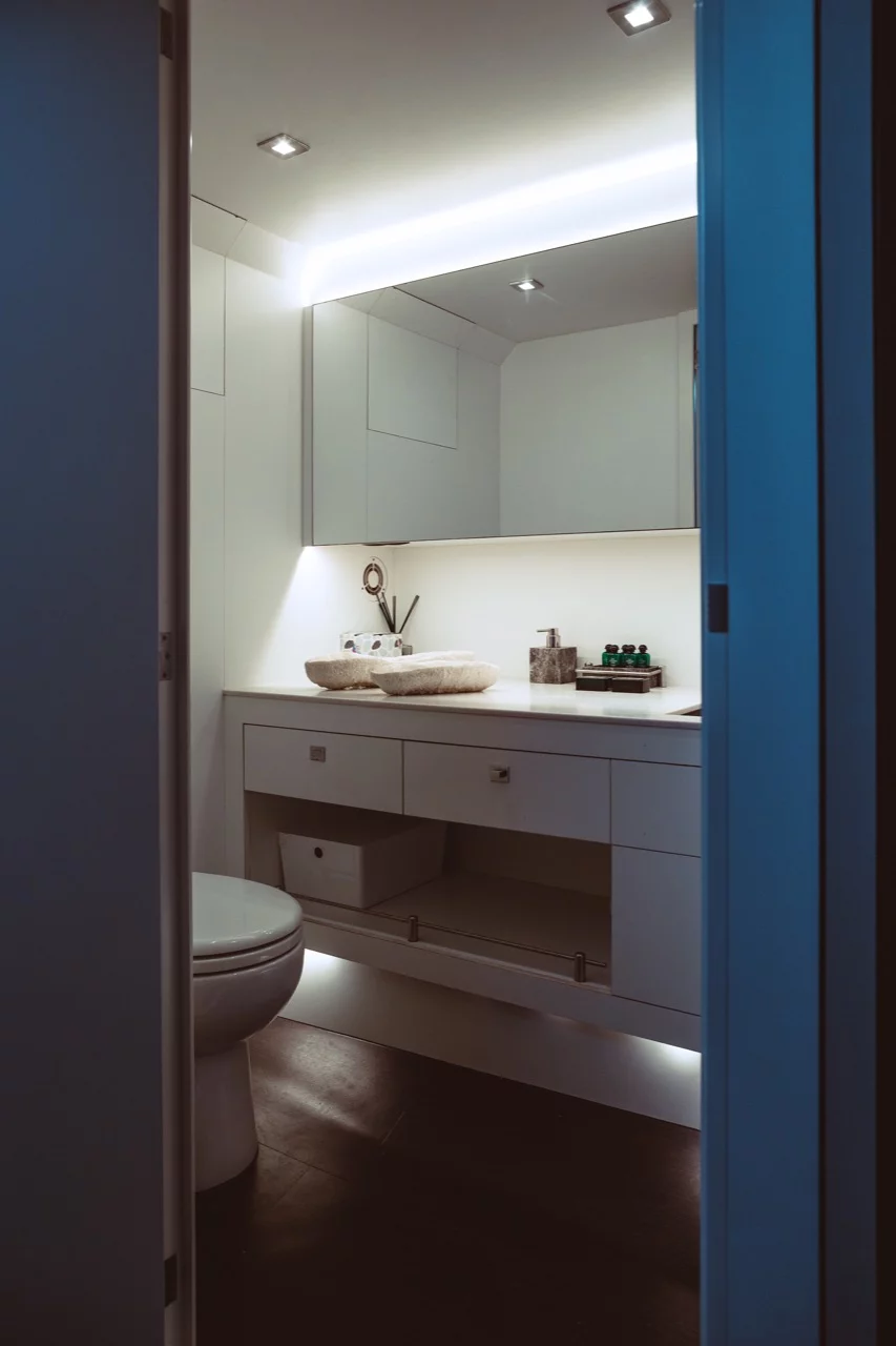 Vanquish 43 (Placebo)  - 8