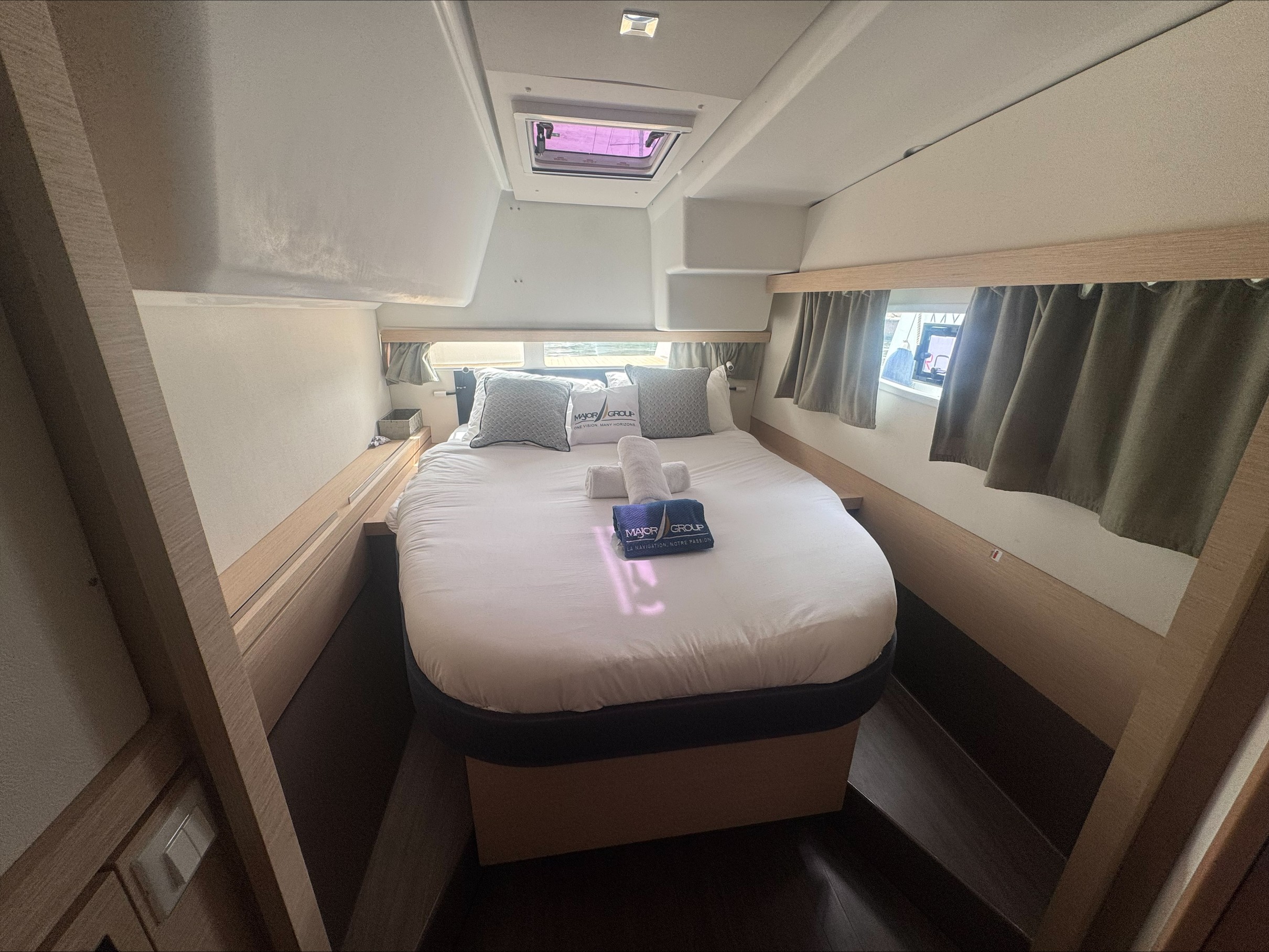 Lucia 40 (3cab) — photo 8