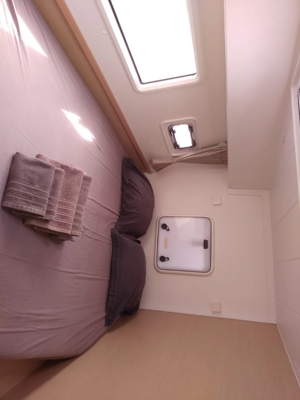 Lagoon 42 (Martine) Double Cabin - 16