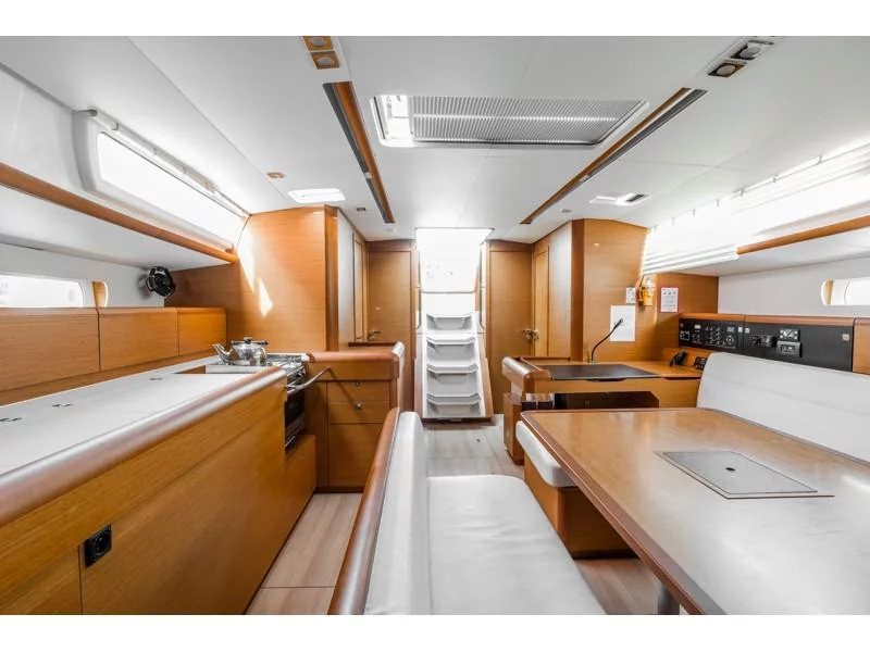 Sun Odyssey 519 - 5 cabs (MAYFLOWER) Interior image - 2