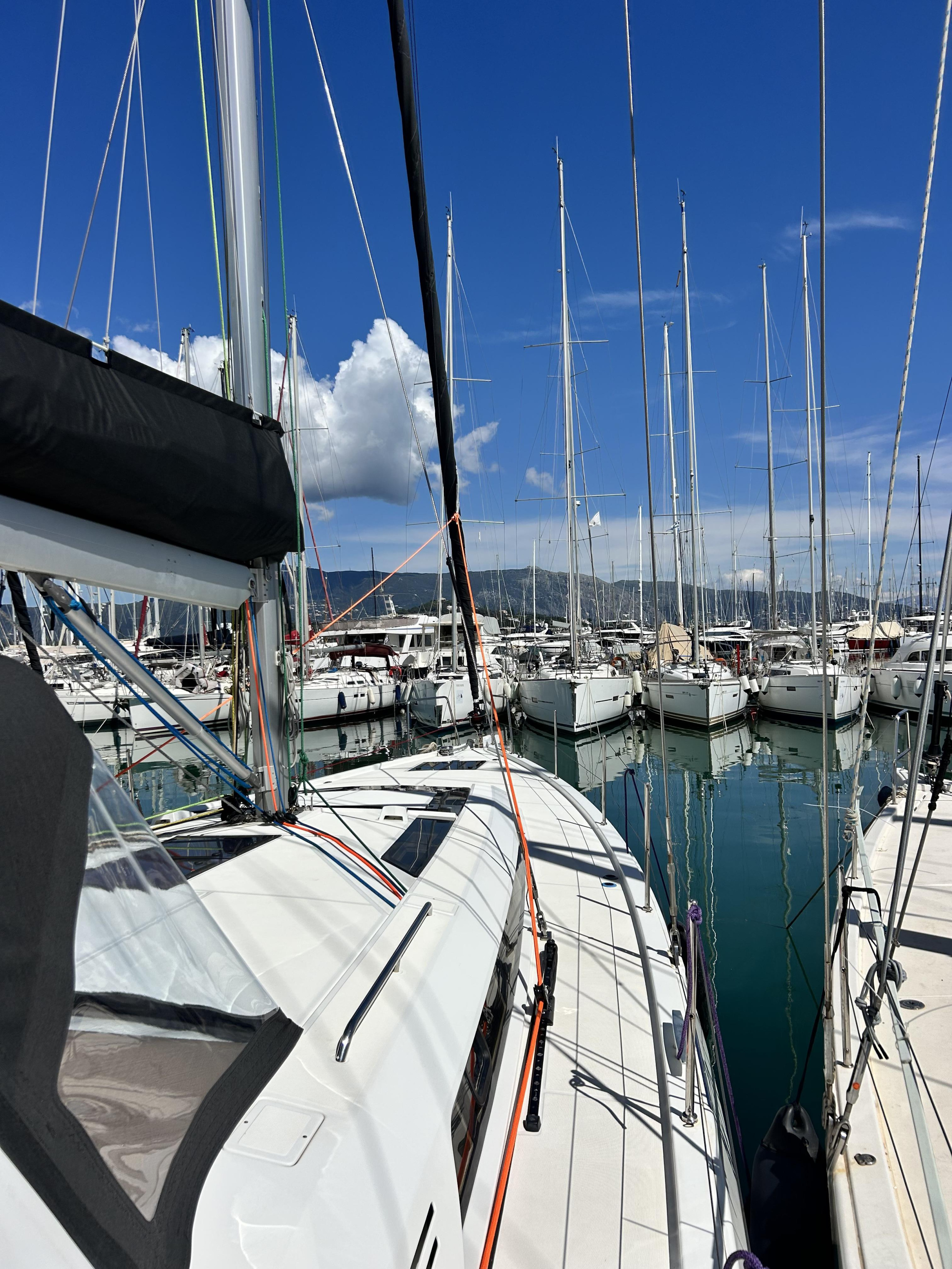 Oceanis 51.1 — photo 3