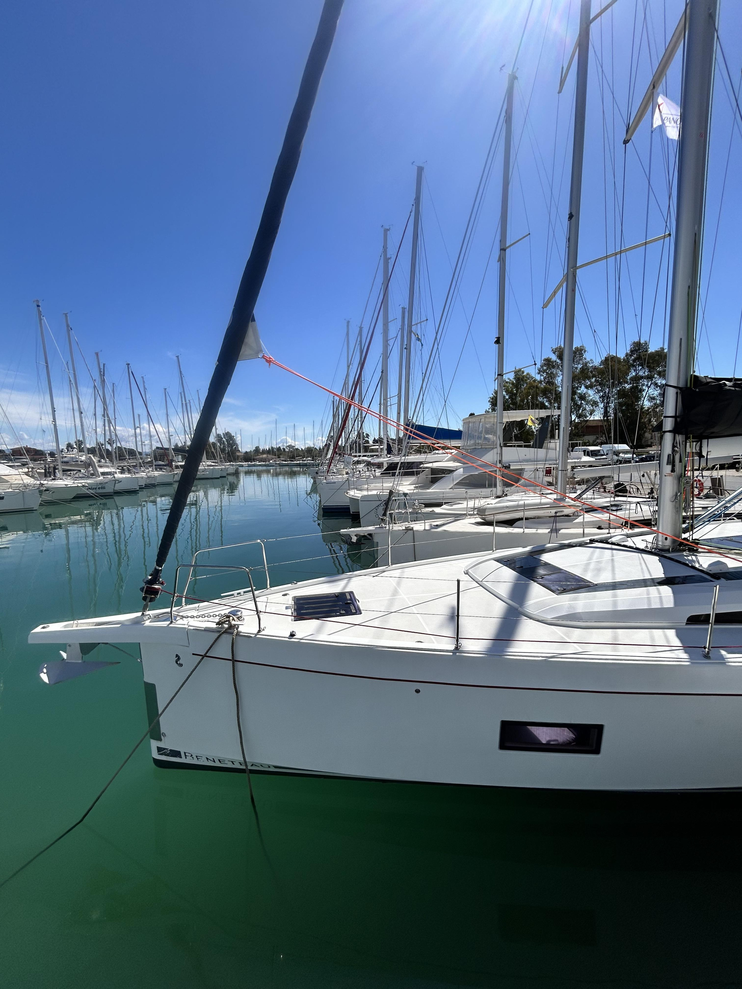 Oceanis 51.1 — photo 16