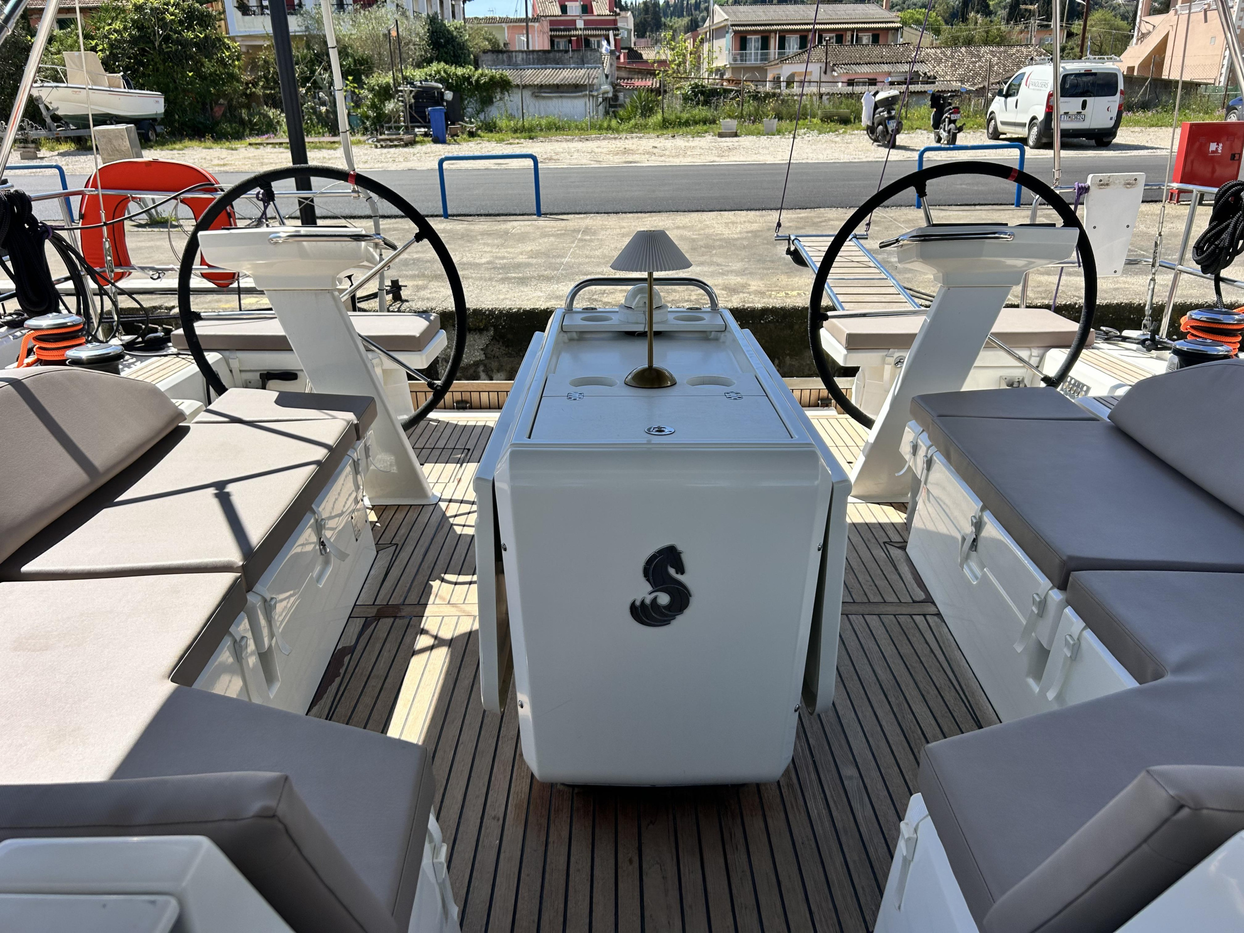 Oceanis 51.1 — photo 6