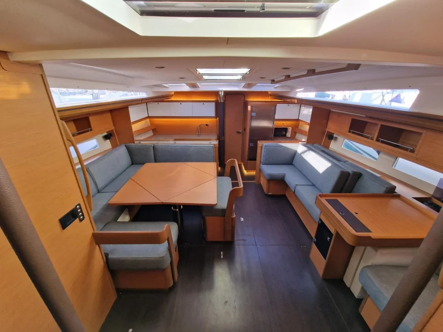 Dufour 56 Exclusive (Exclusive Razzmataz) Interior image - 13