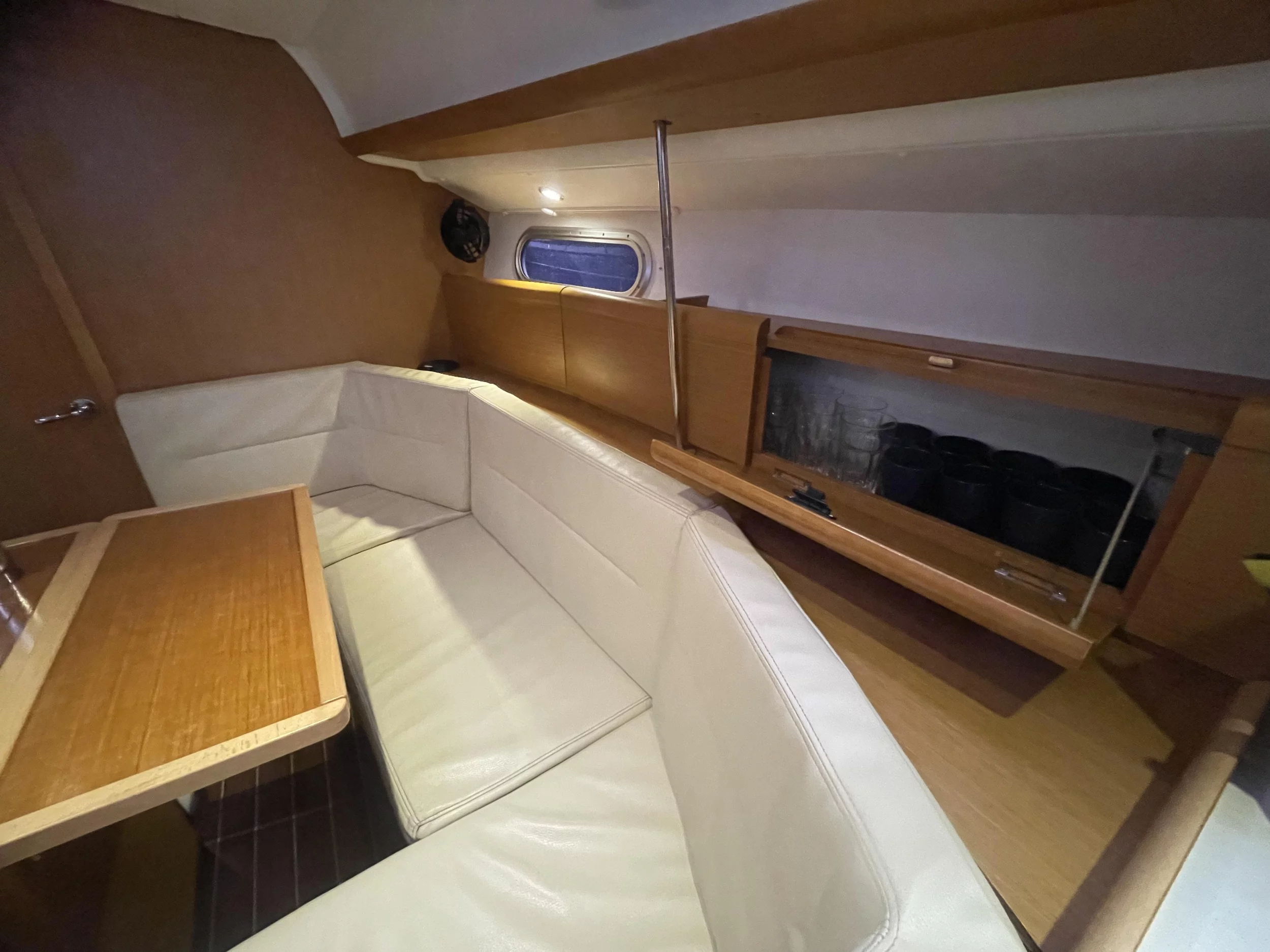 Sun Odyssey 36i (Agatha)  - 38