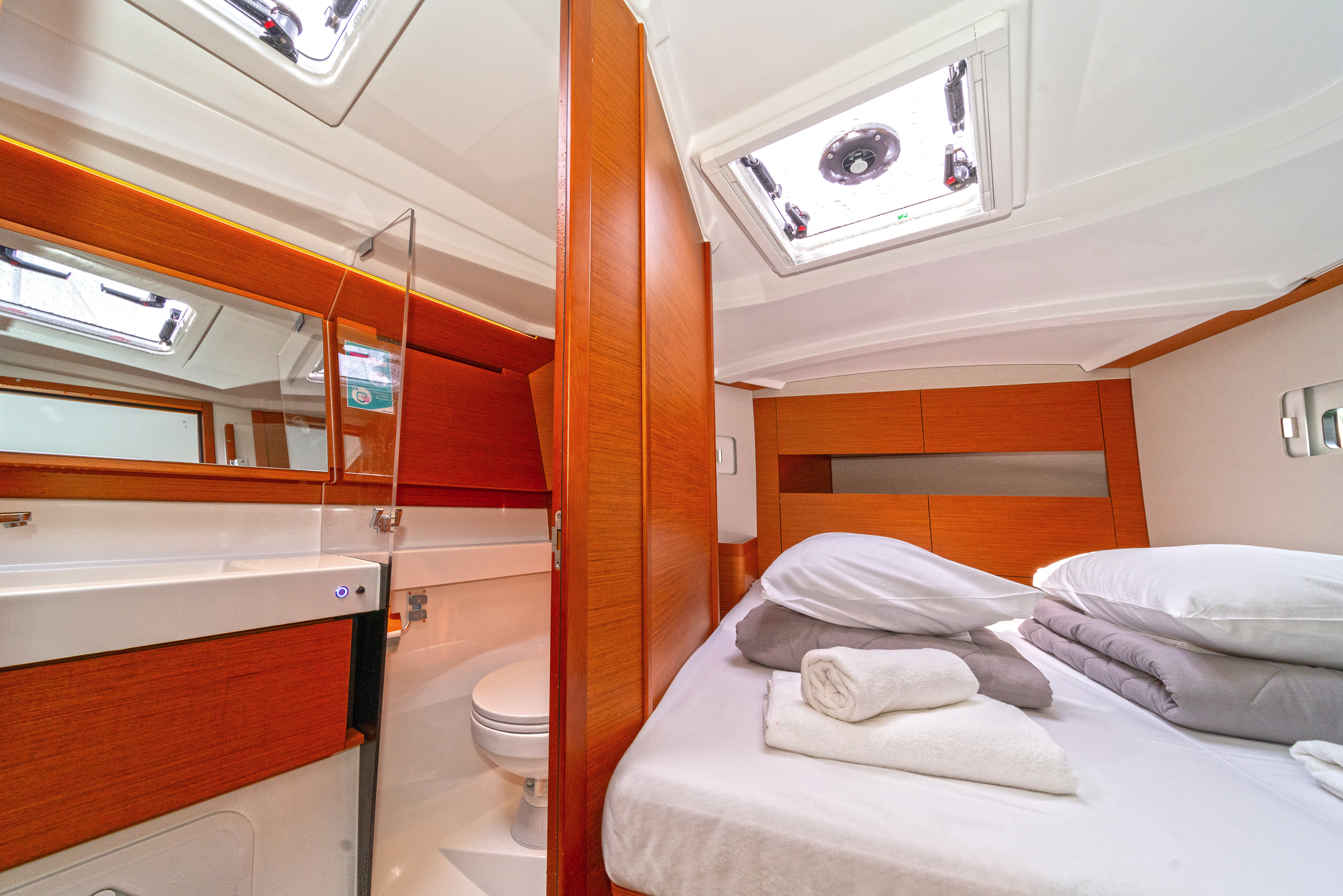 Sun Odyssey 410 — photo 13