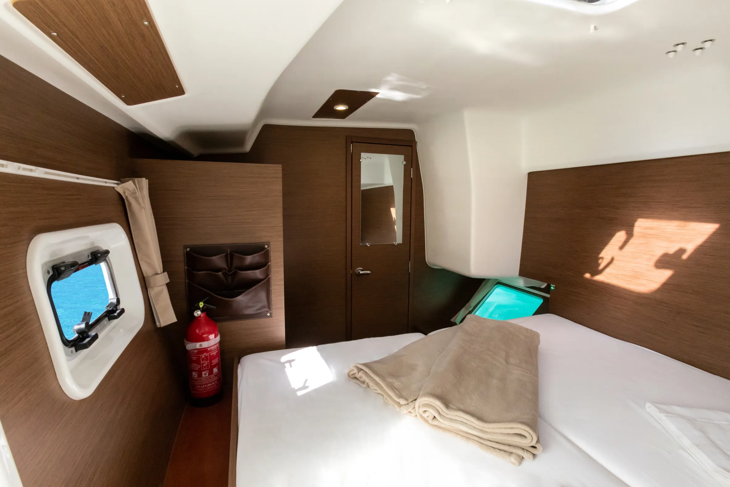 Photo #13 - Lagoon 380 S2 (Ploto) en Capo d'Orlando - 63968