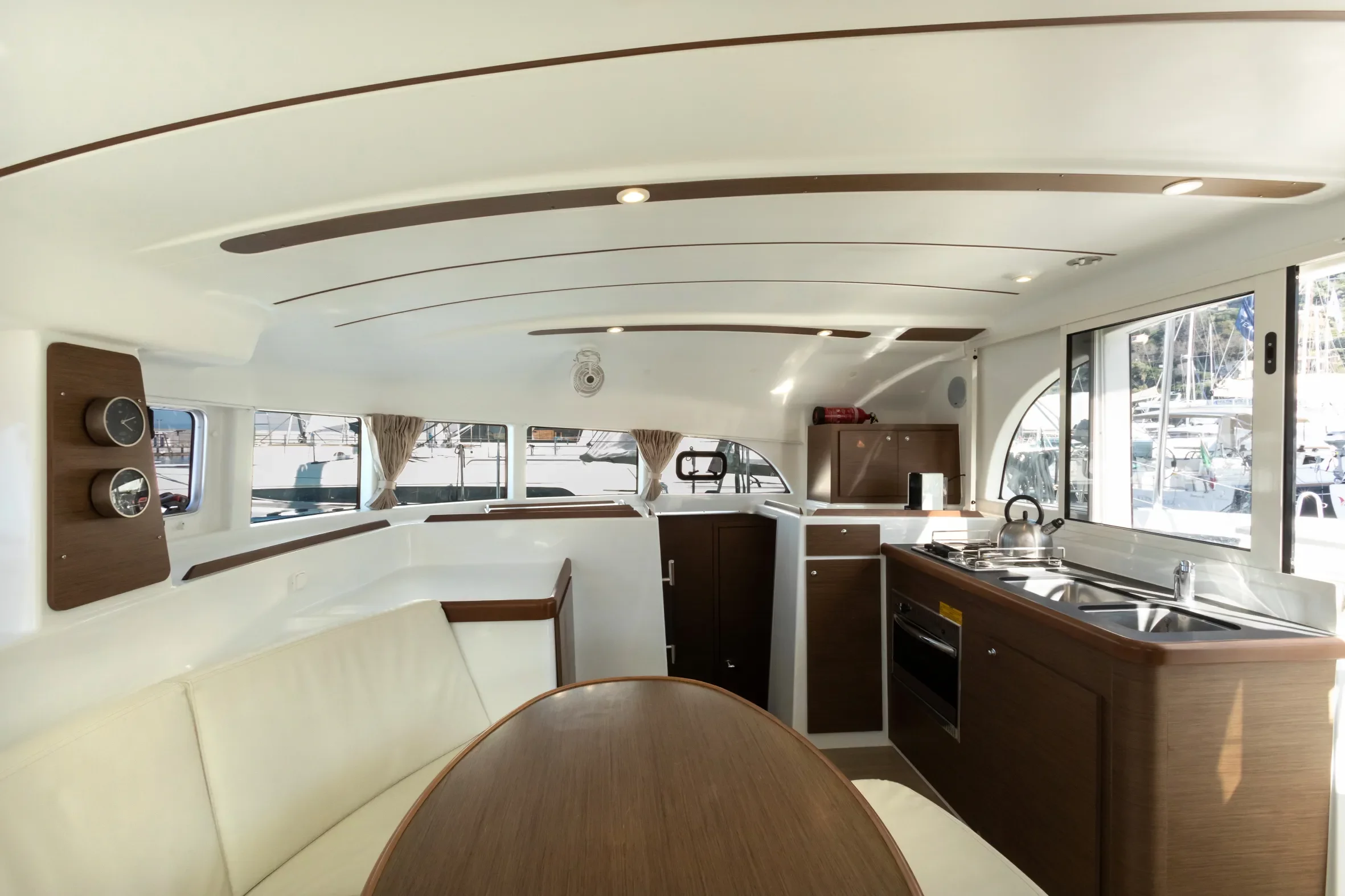 Lagoon 380 S2 (Ploto)  - 9