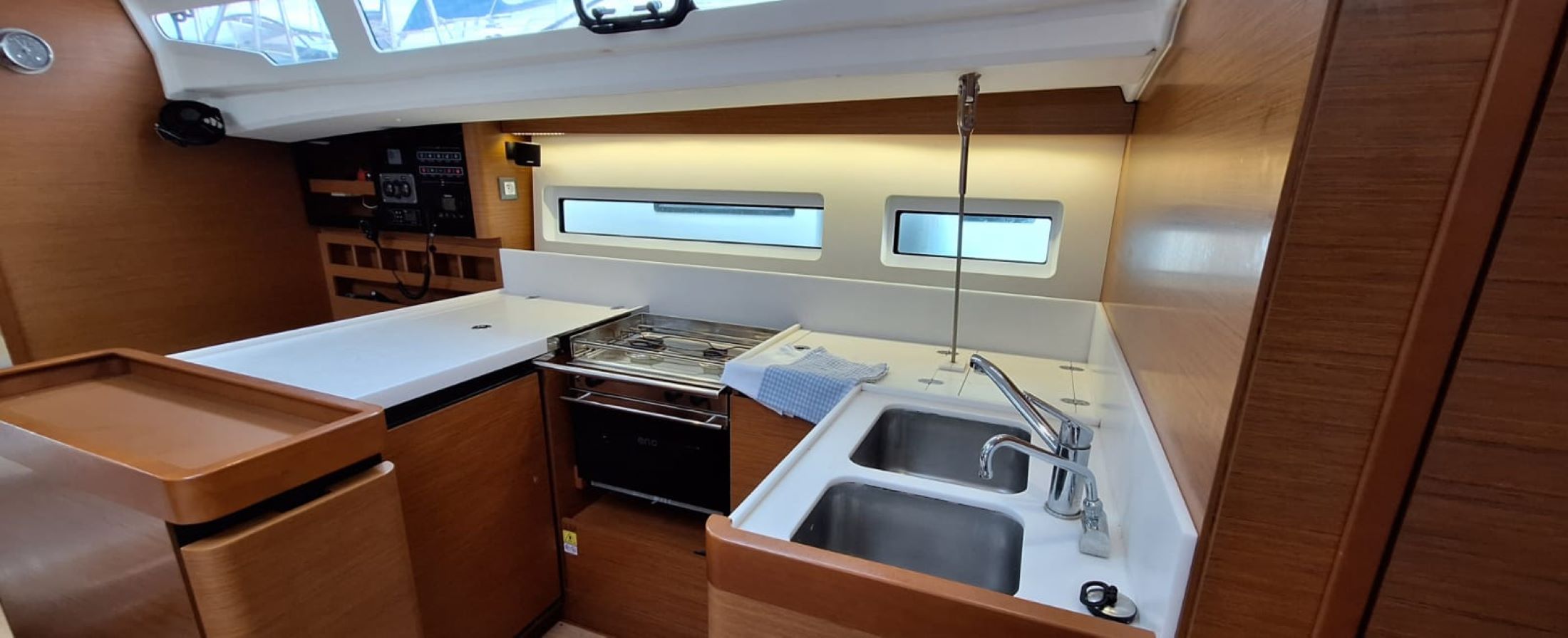 Sun Odyssey 440 — photo 3