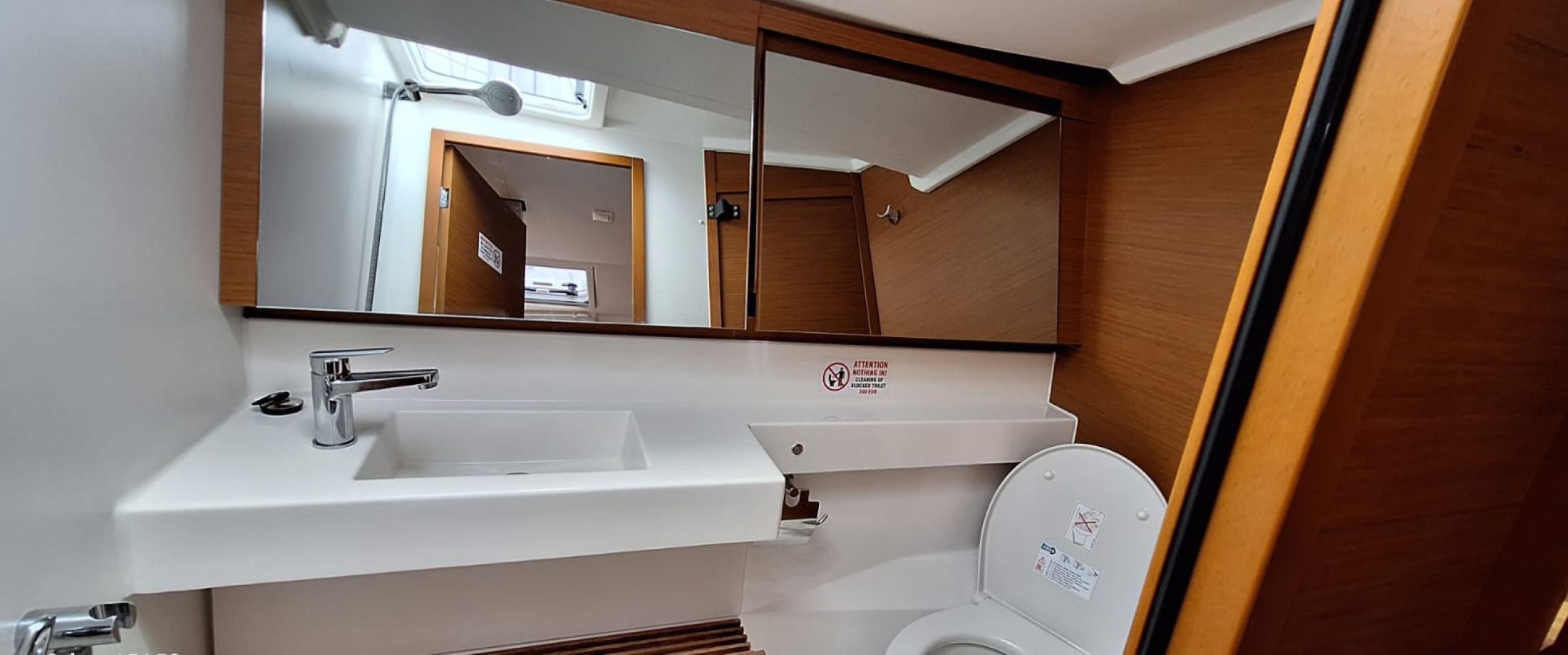 Sun Odyssey 440 — photo 11