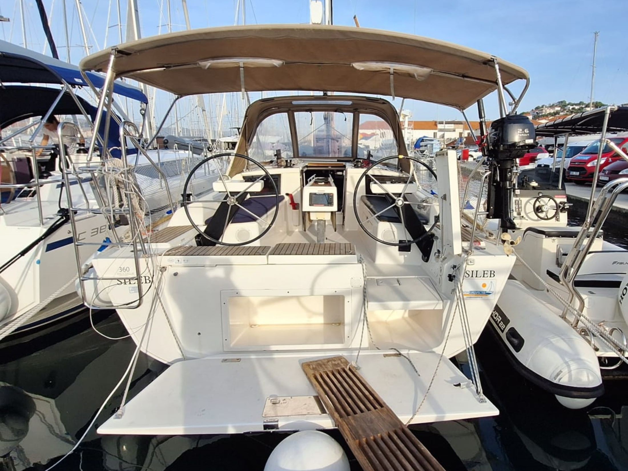 Dufour 360 GL — photo 1