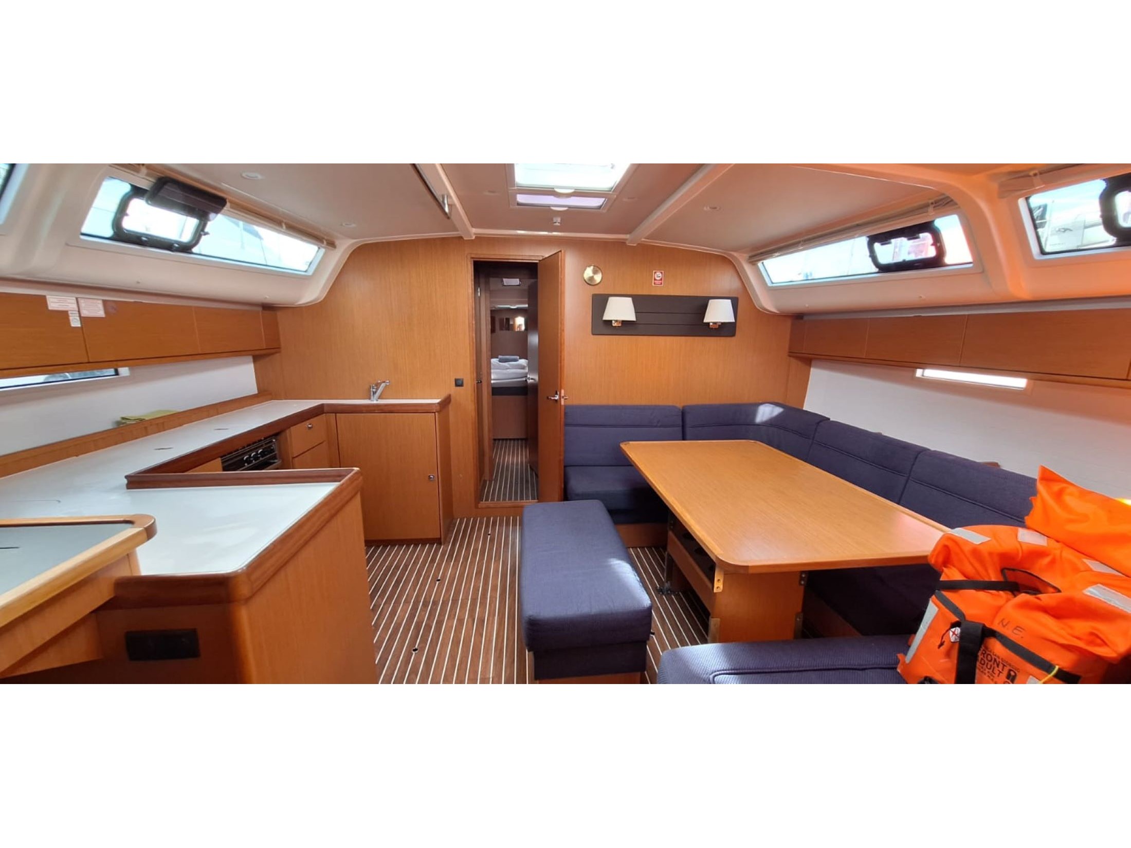 Bavaria Cruiser 51 — photo 14