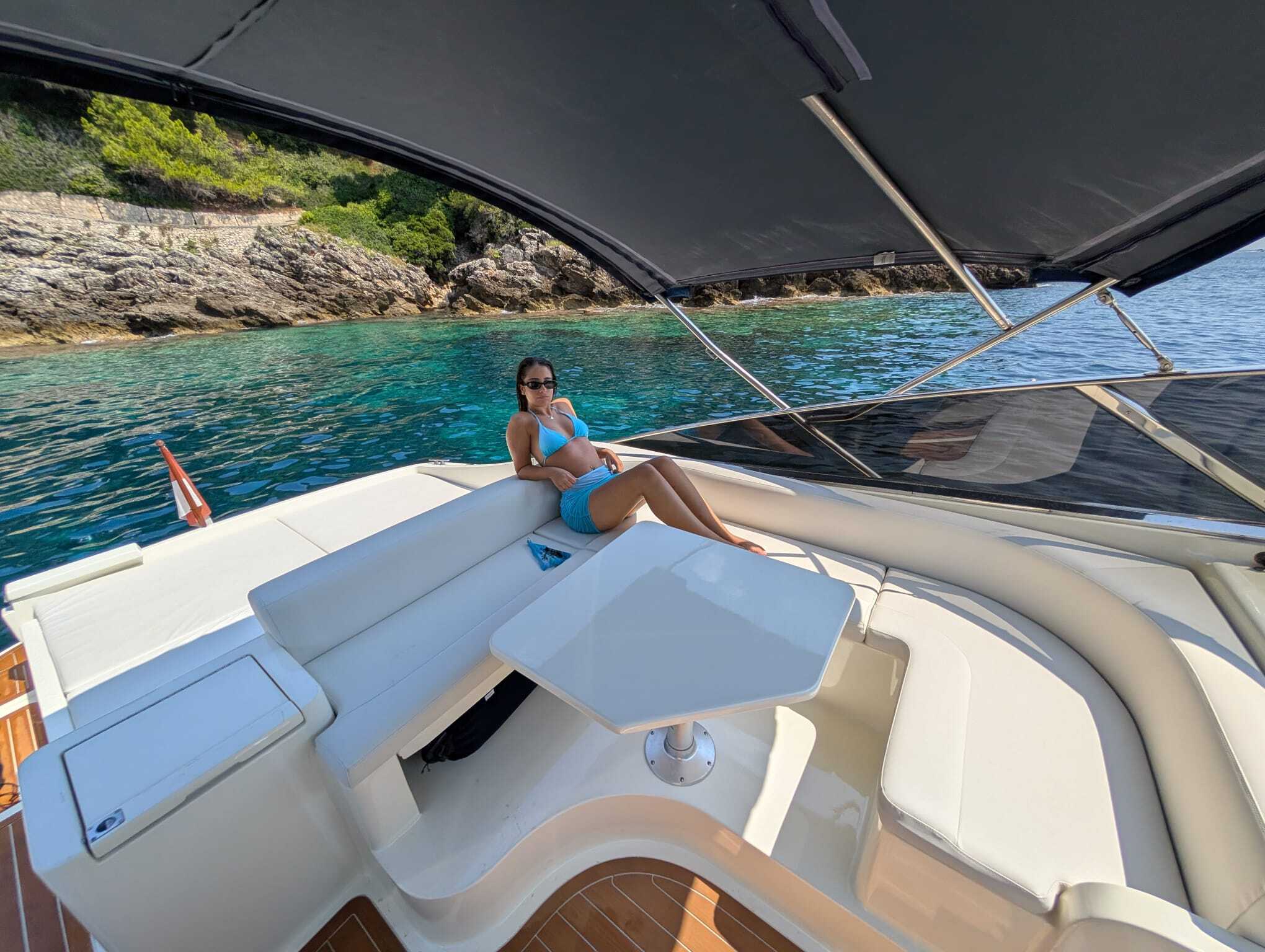Photo #3 - Baia 43 Zero (Lady Clara) en Fontvieille - 63223