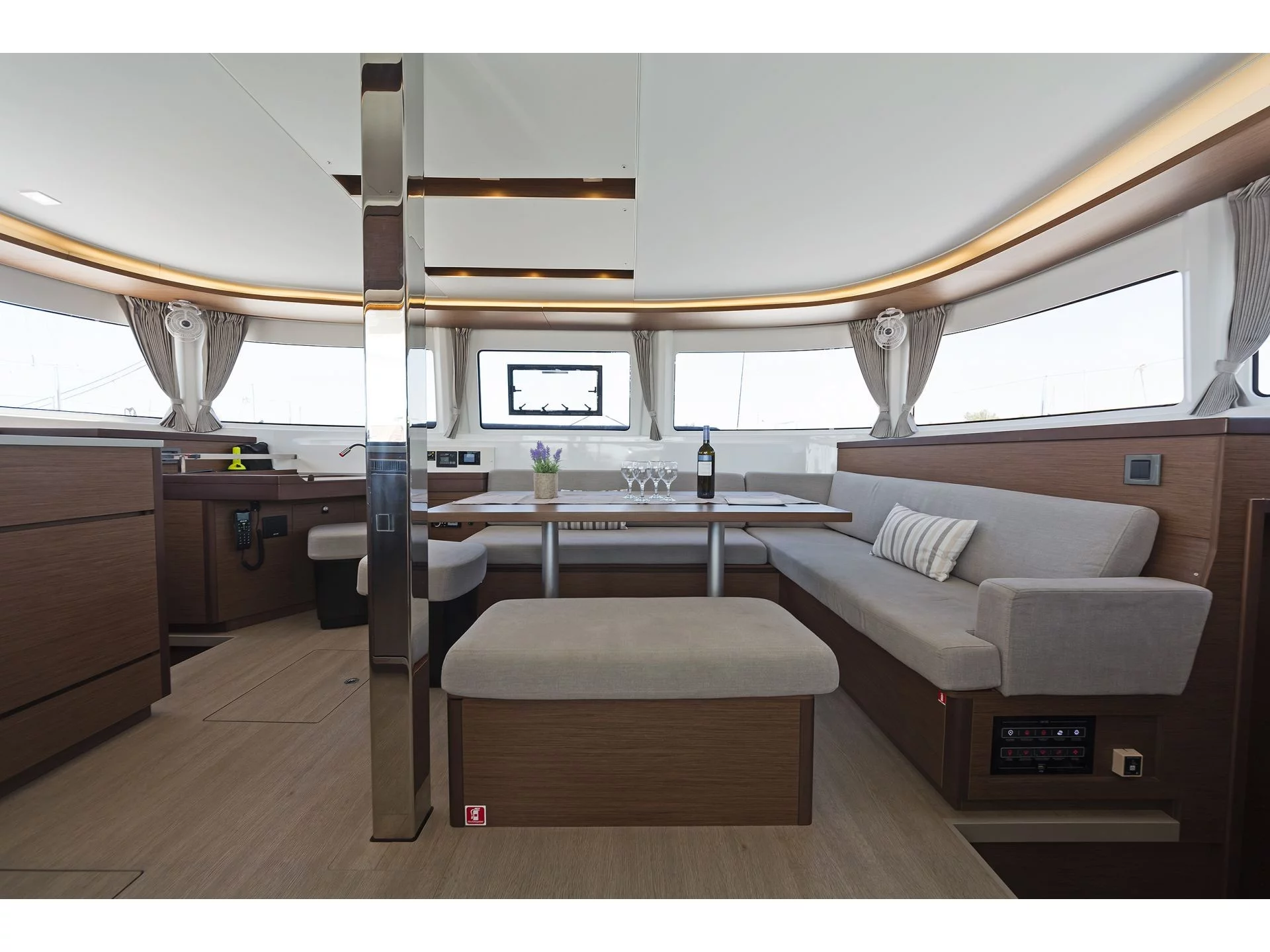 Lagoon 46 & GEN & WM (No Worries) Interior image - 18