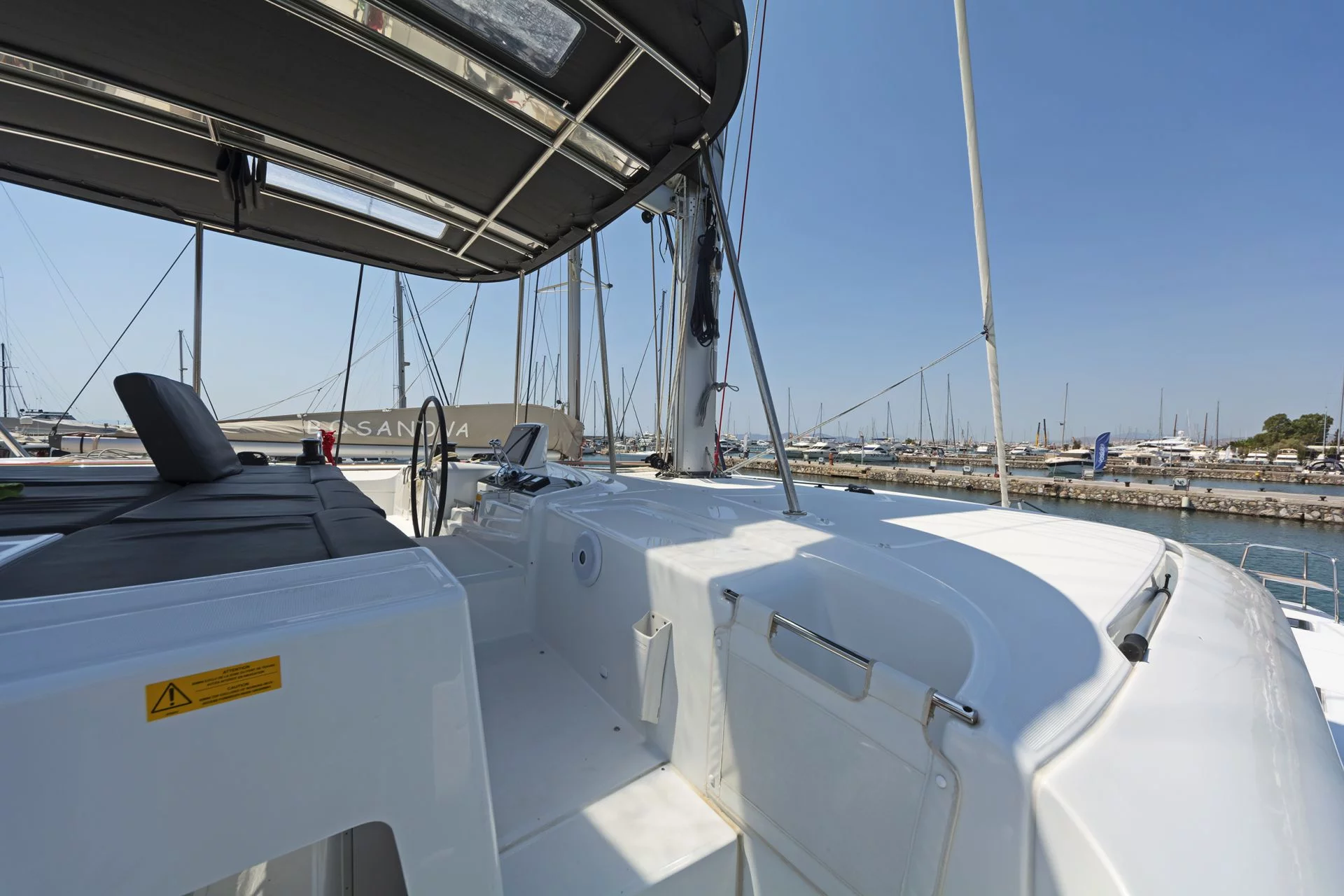 Lagoon 46 & GEN & WM (No Worries)  - 12