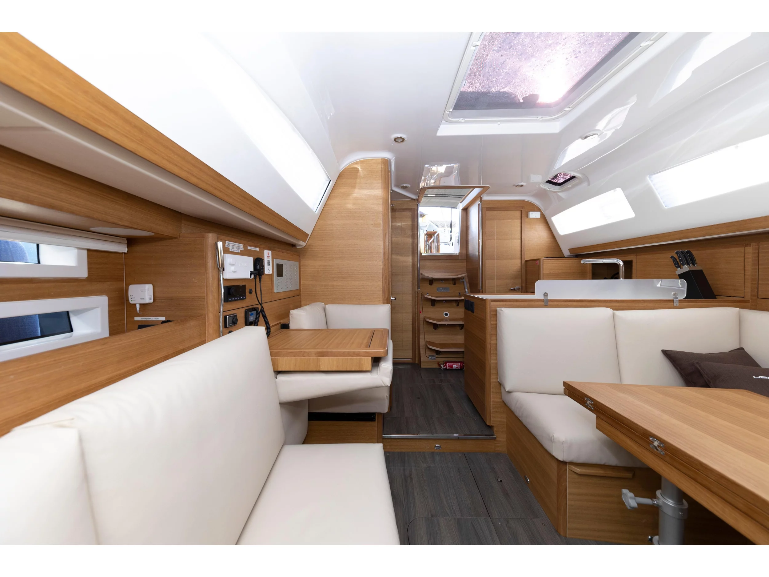 Elan Impresion 40.1 (Lady Blue) Interior image - 2