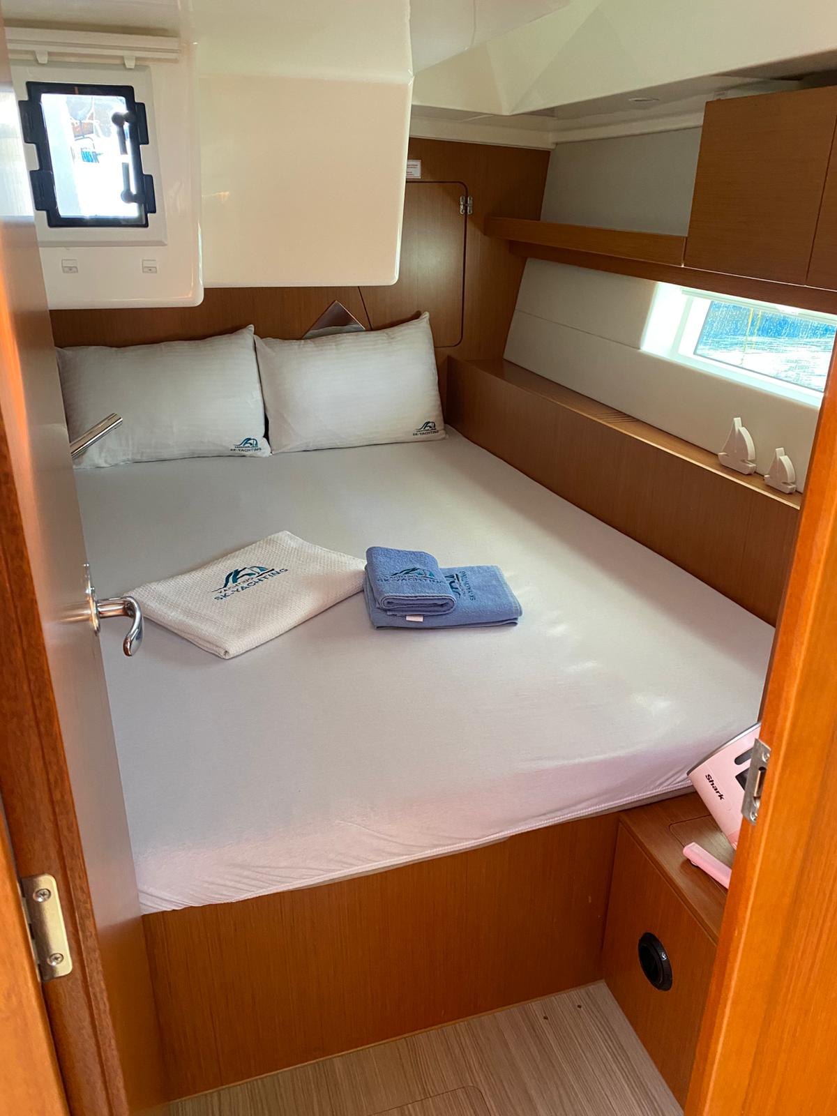Bavaria C45 Style — photo 4