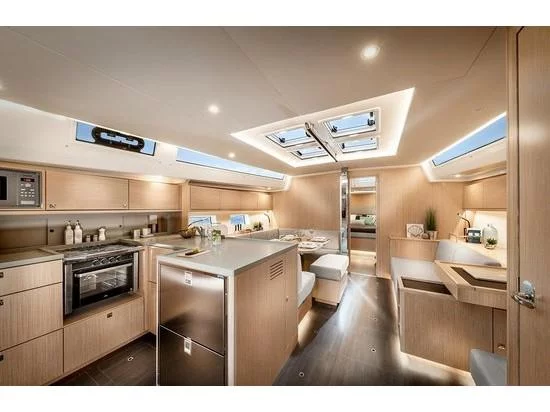 Bavaria C50 Style (Dragonfly) Interior image - 2