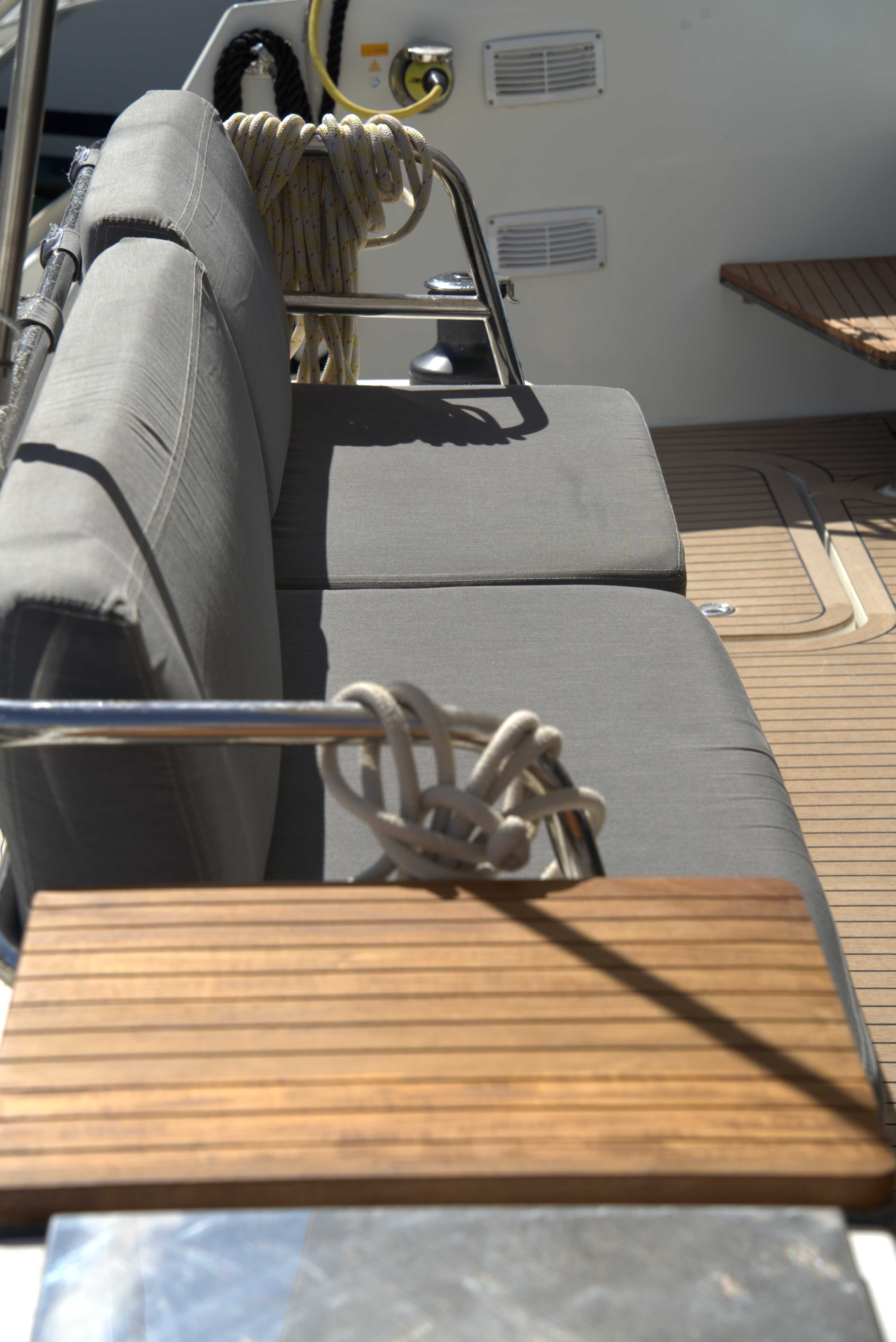 Fountaine Pajot Astréa 42 (Wm-Ac in dinette-Gen-Sol.Pan) — photo 39