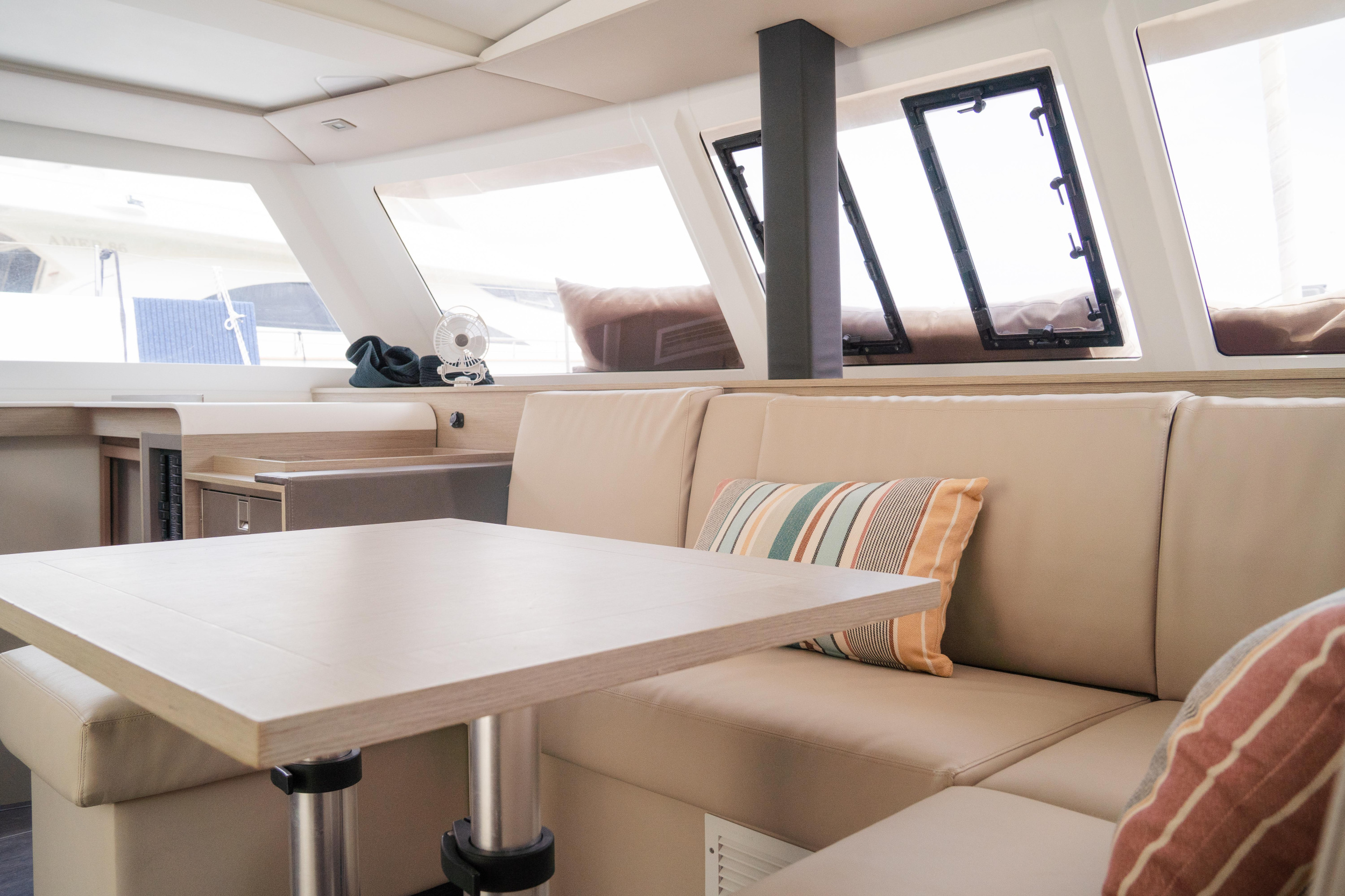 Fountaine Pajot Isla 40 (Wm-Ac in dinette-Gen-Sol.Pan) — photo 78