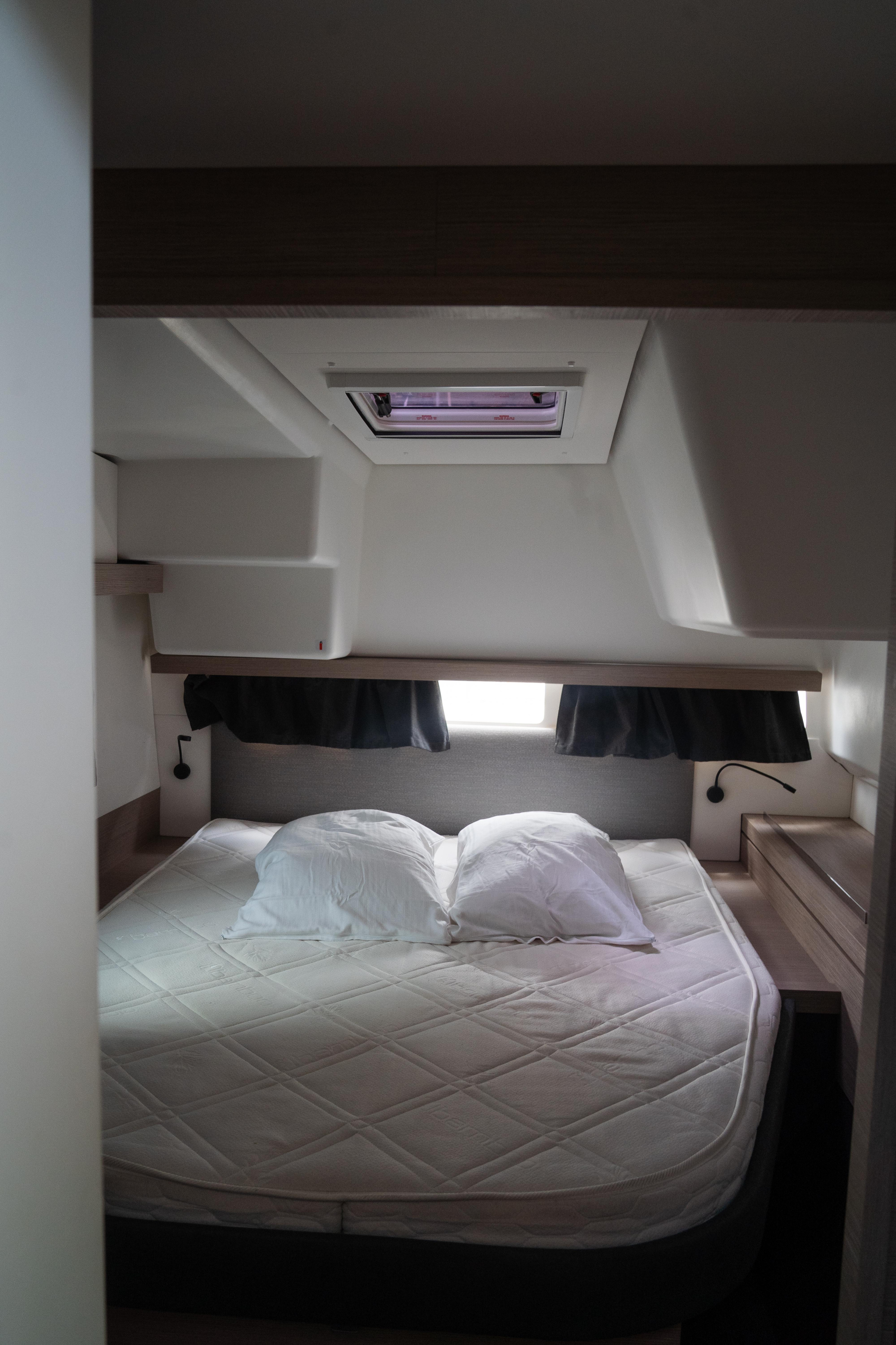 Fountaine Pajot Isla 40 (Wm-Ac in dinette-Gen-Sol.Pan) — photo 33