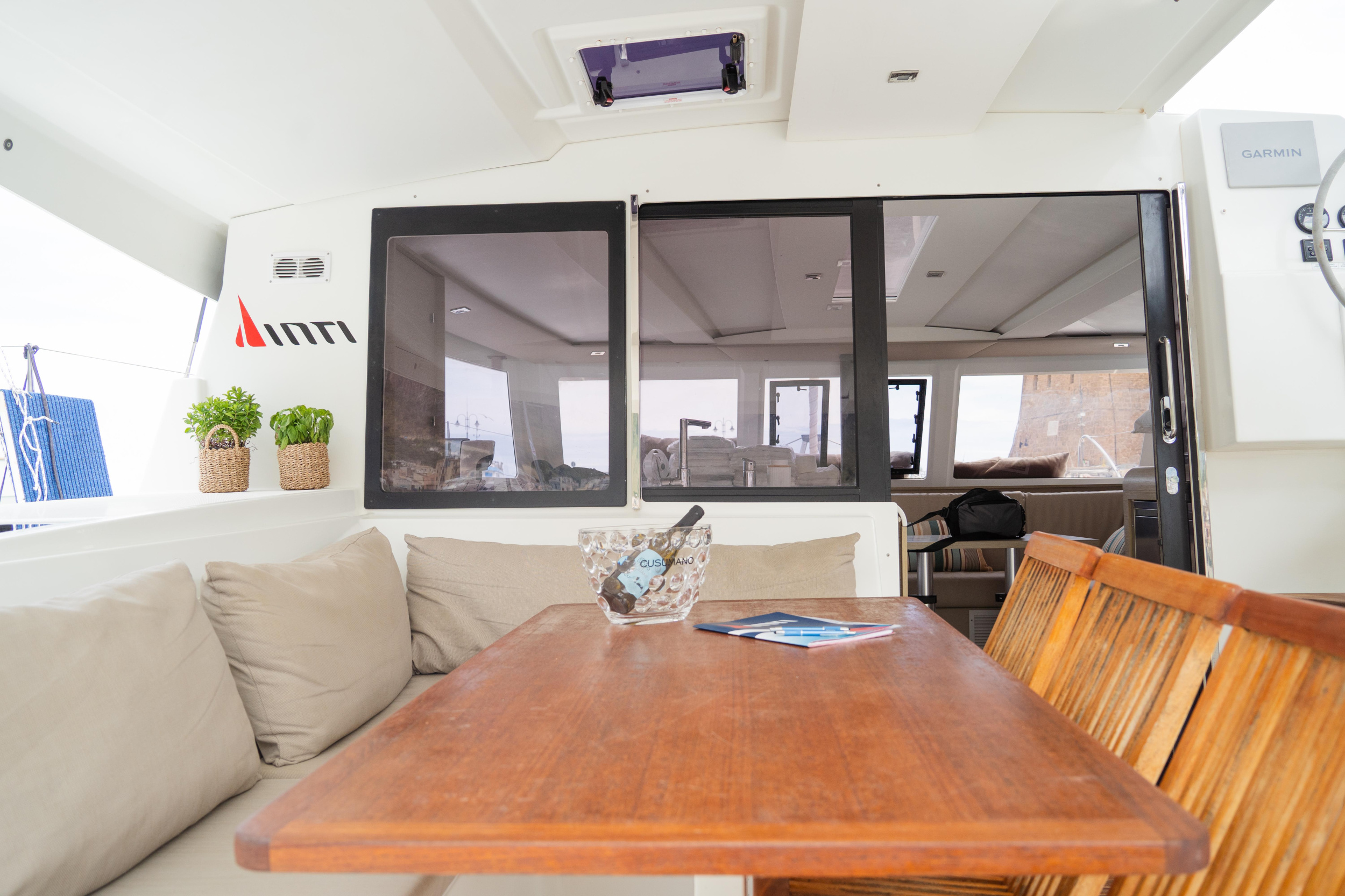 Fountaine Pajot Isla 40 (Wm-Ac in dinette-Gen-Sol.Pan) — photo 51