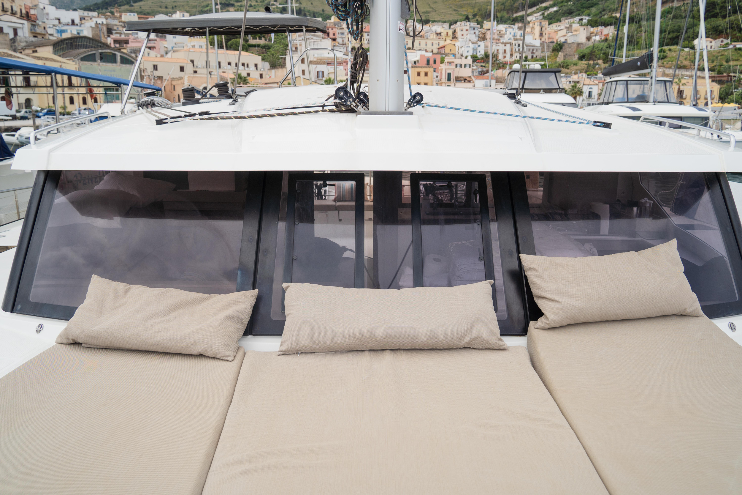 Fountaine Pajot Isla 40 (Wm-Ac in dinette-Gen-Sol.Pan) — photo 10