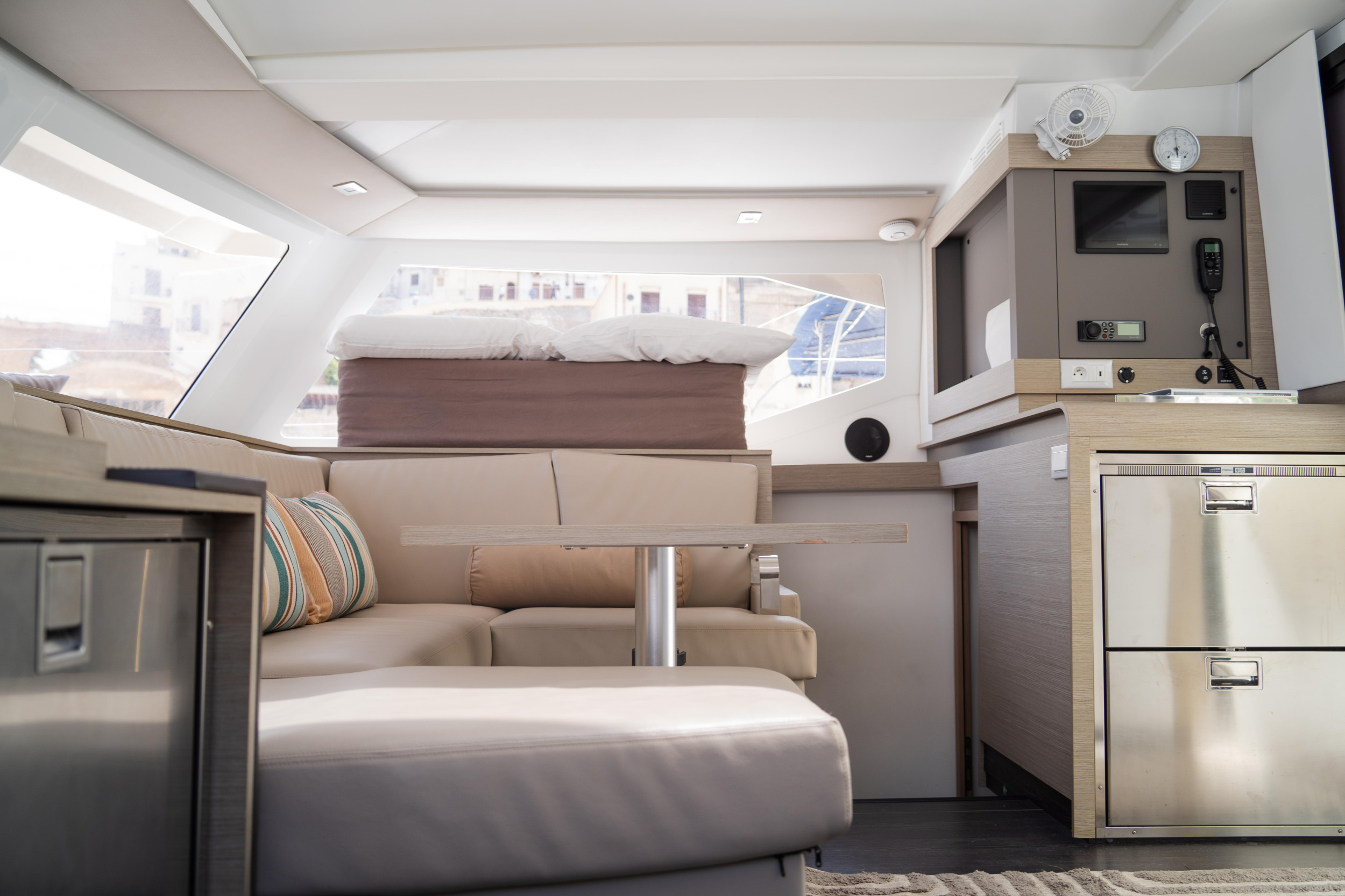 Fountaine Pajot Isla 40 (Wm-Ac in dinette-Gen-Sol.Pan) — photo 16