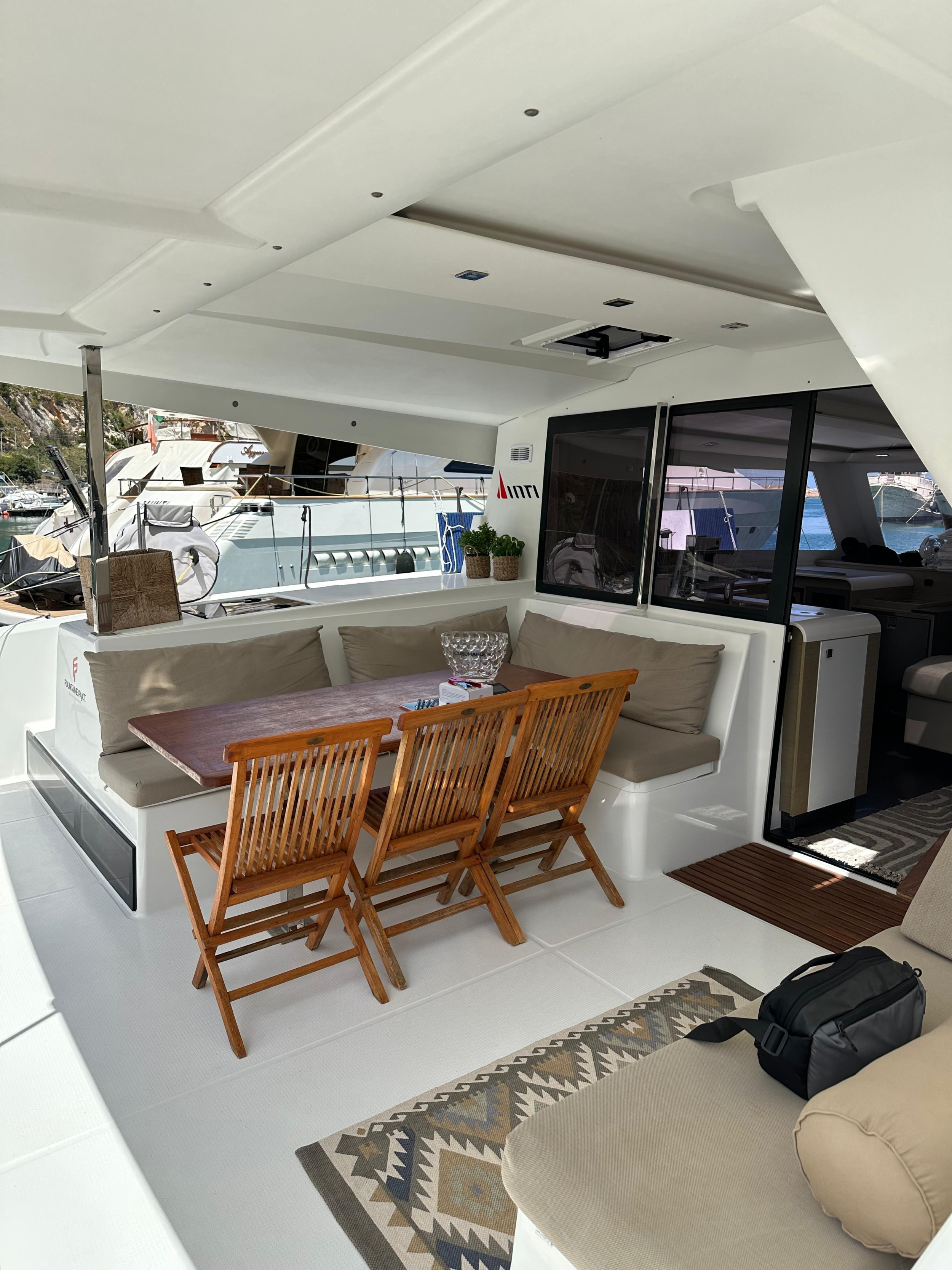 Fountaine Pajot Isla 40 (Wm-Ac in dinette-Gen-Sol.Pan) — photo 45