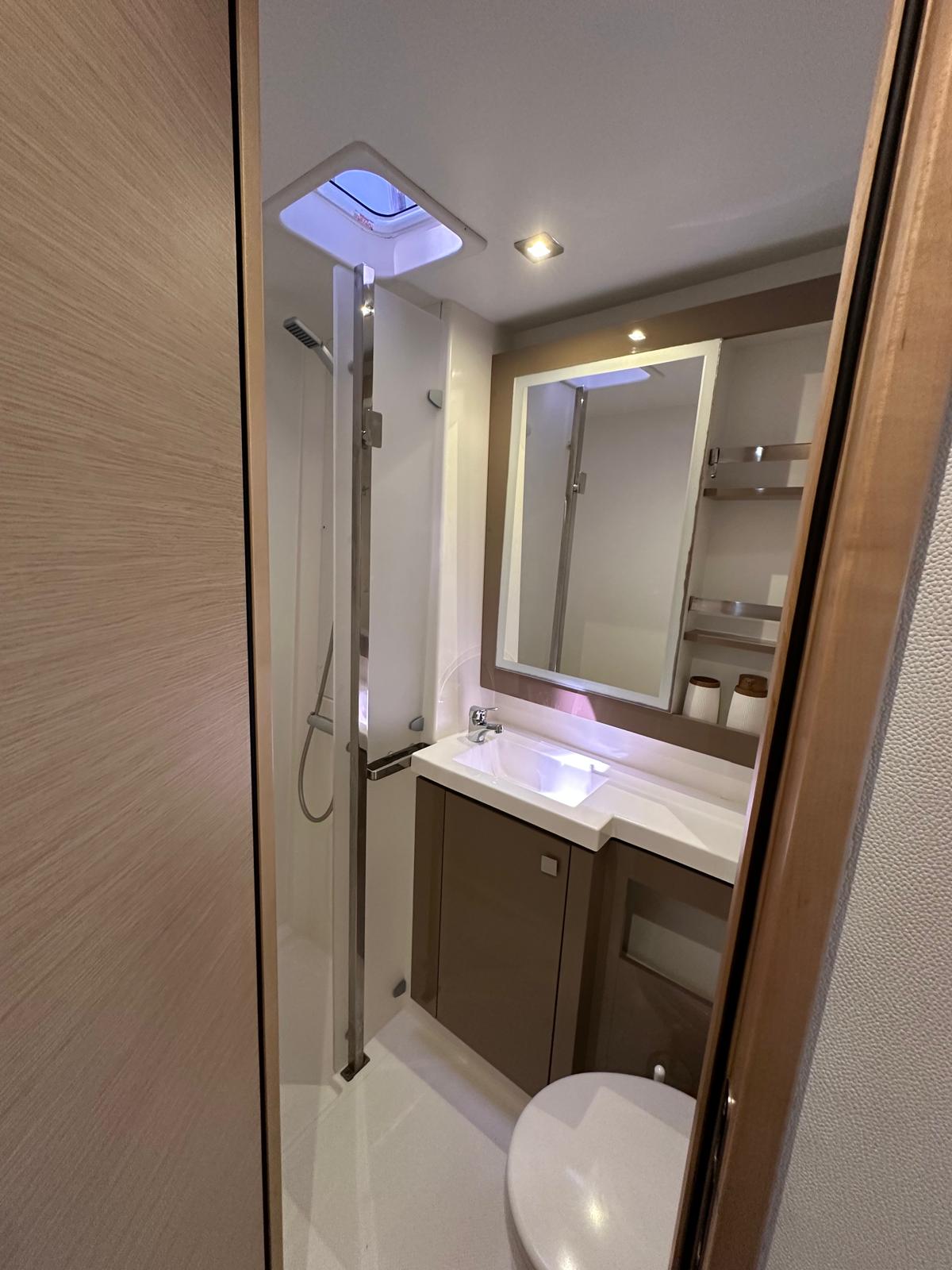 Fountaine Pajot Isla 40 (Wm-Ac in dinette-Gen-Sol.Pan) — photo 54